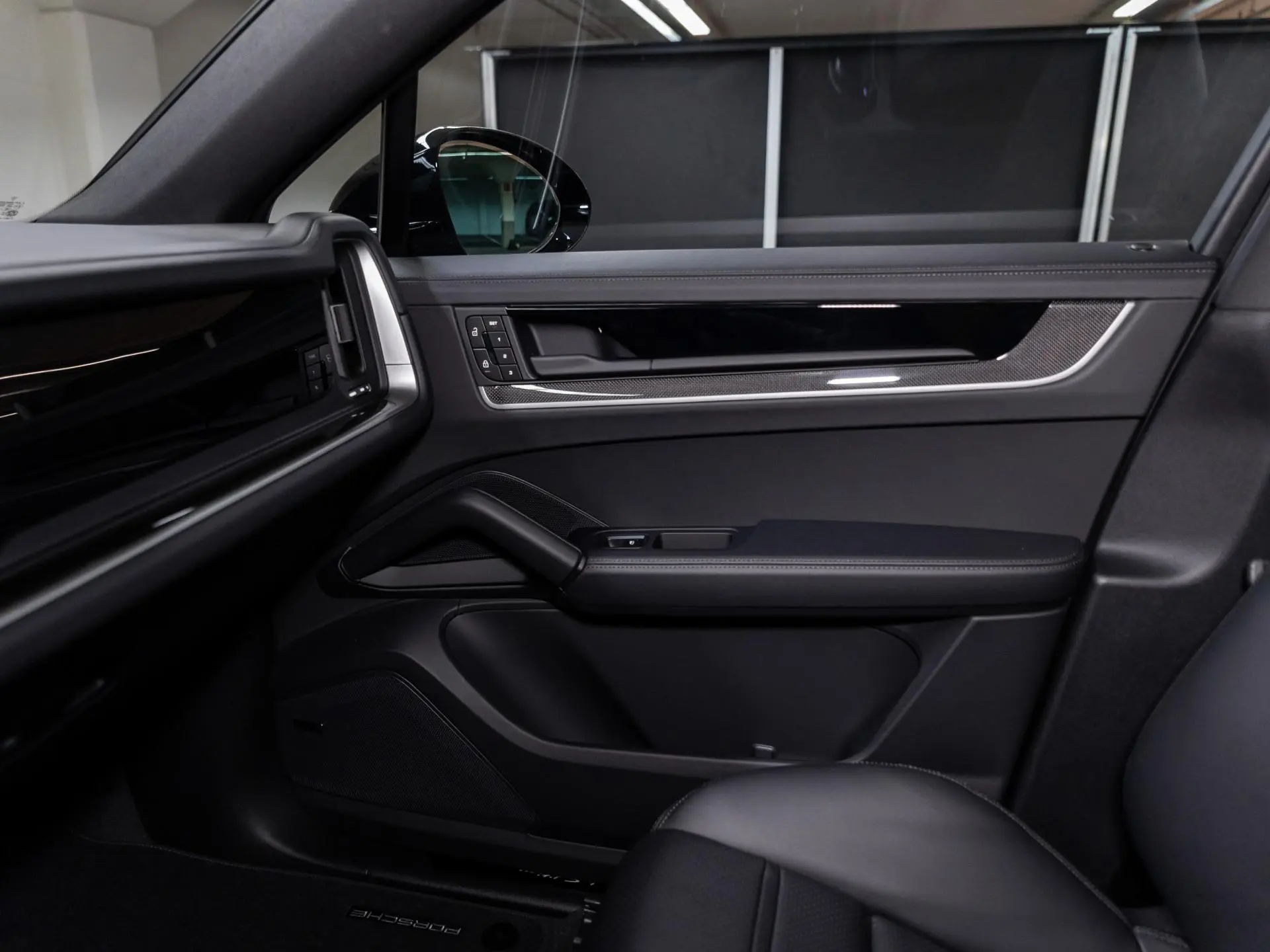 Cayenne Coupé 3.0 E-Hybrid Black Edition