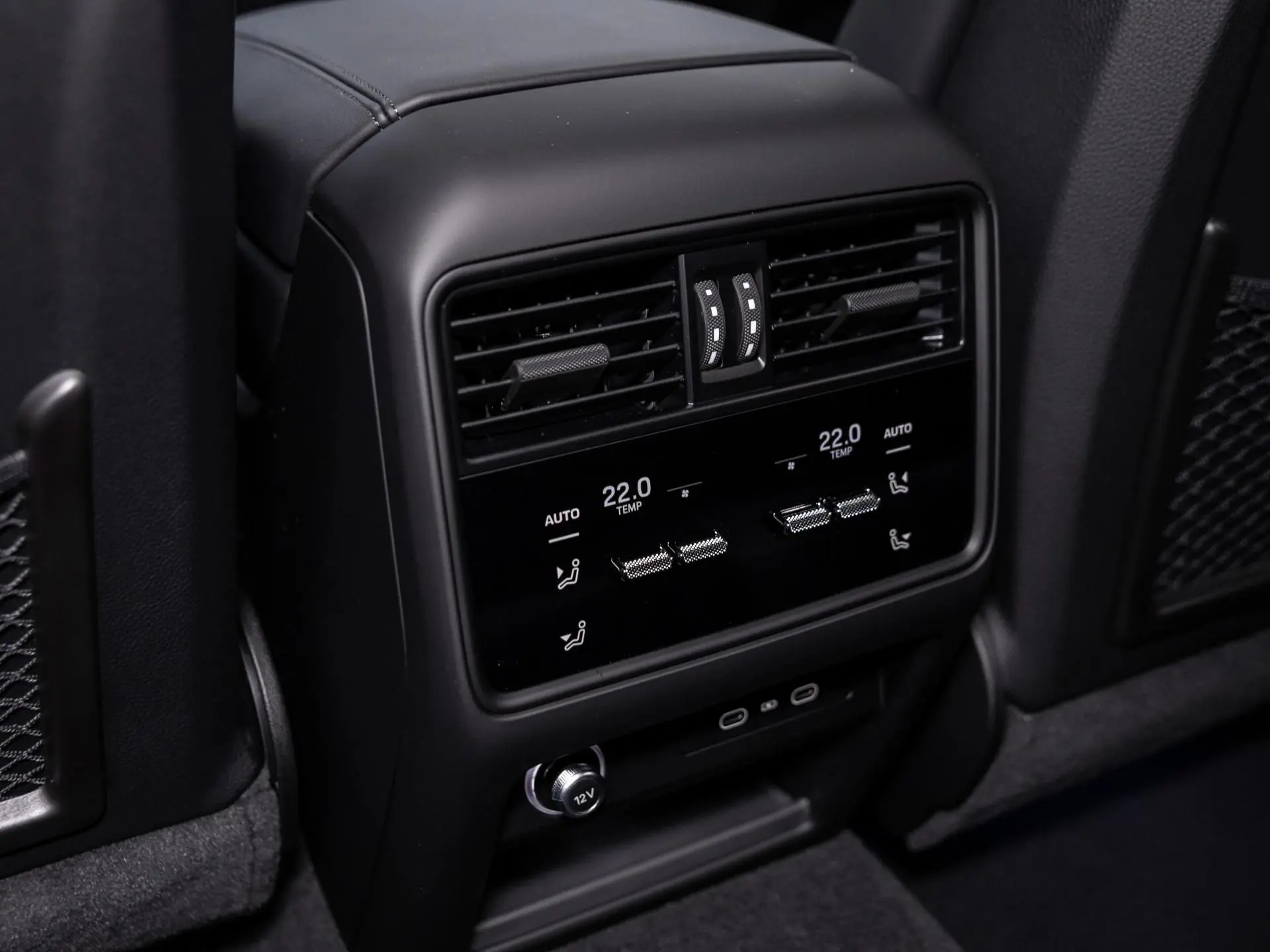 Cayenne Coupé 3.0 E-Hybrid Black Edition