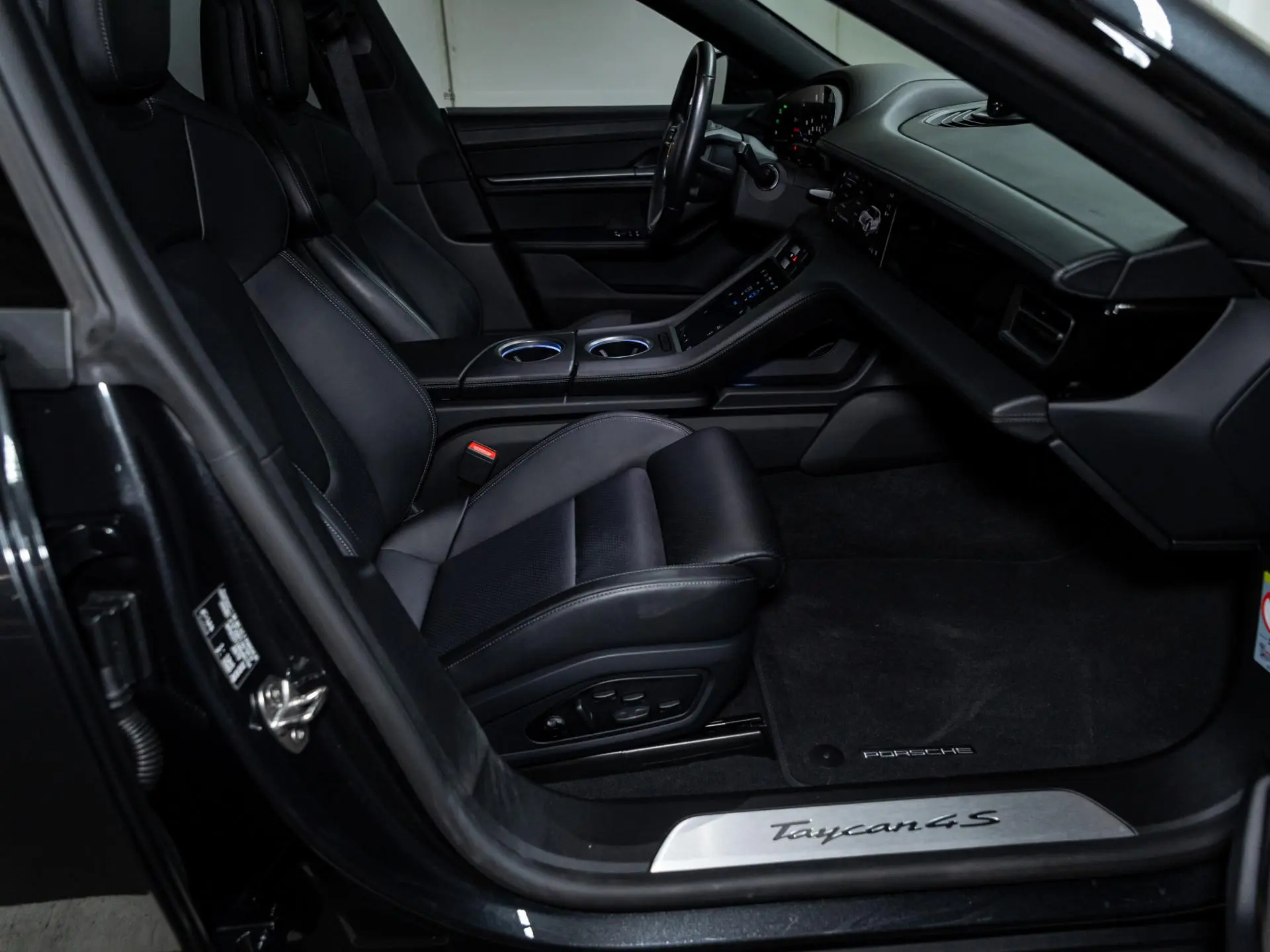 Taycan 4S Sport Turismo