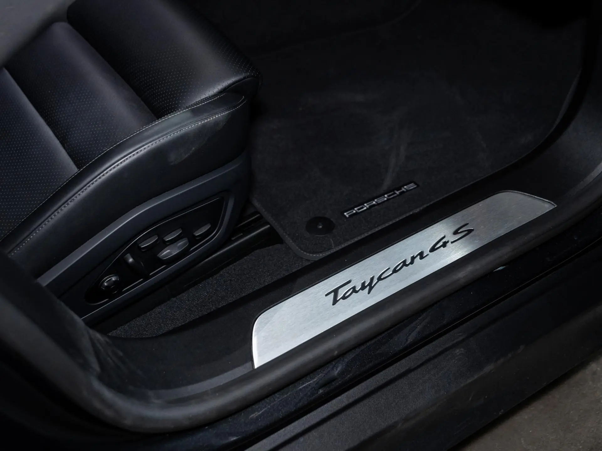 Taycan 4S Sport Turismo