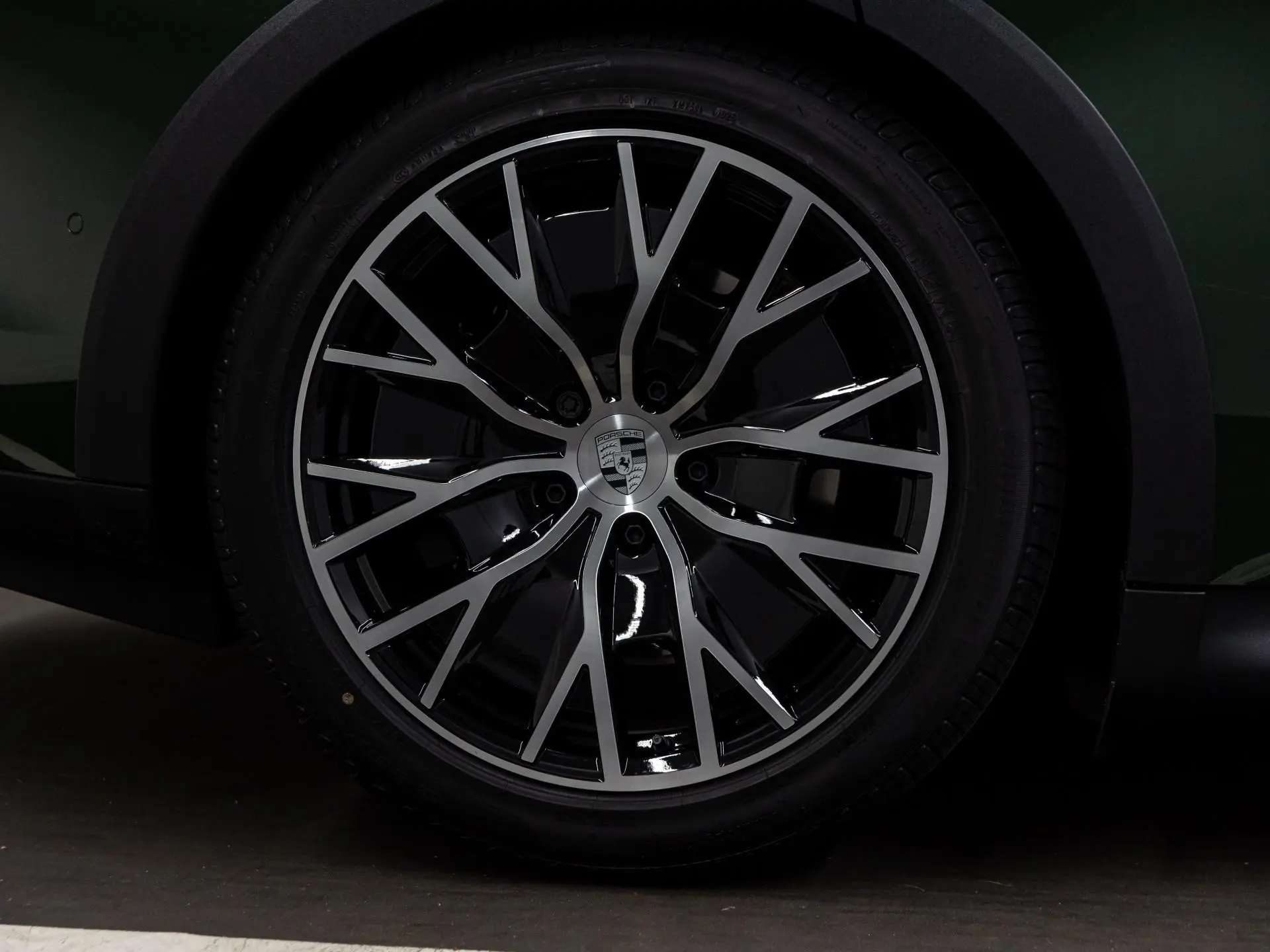 Taycan 4 Cross Turismo