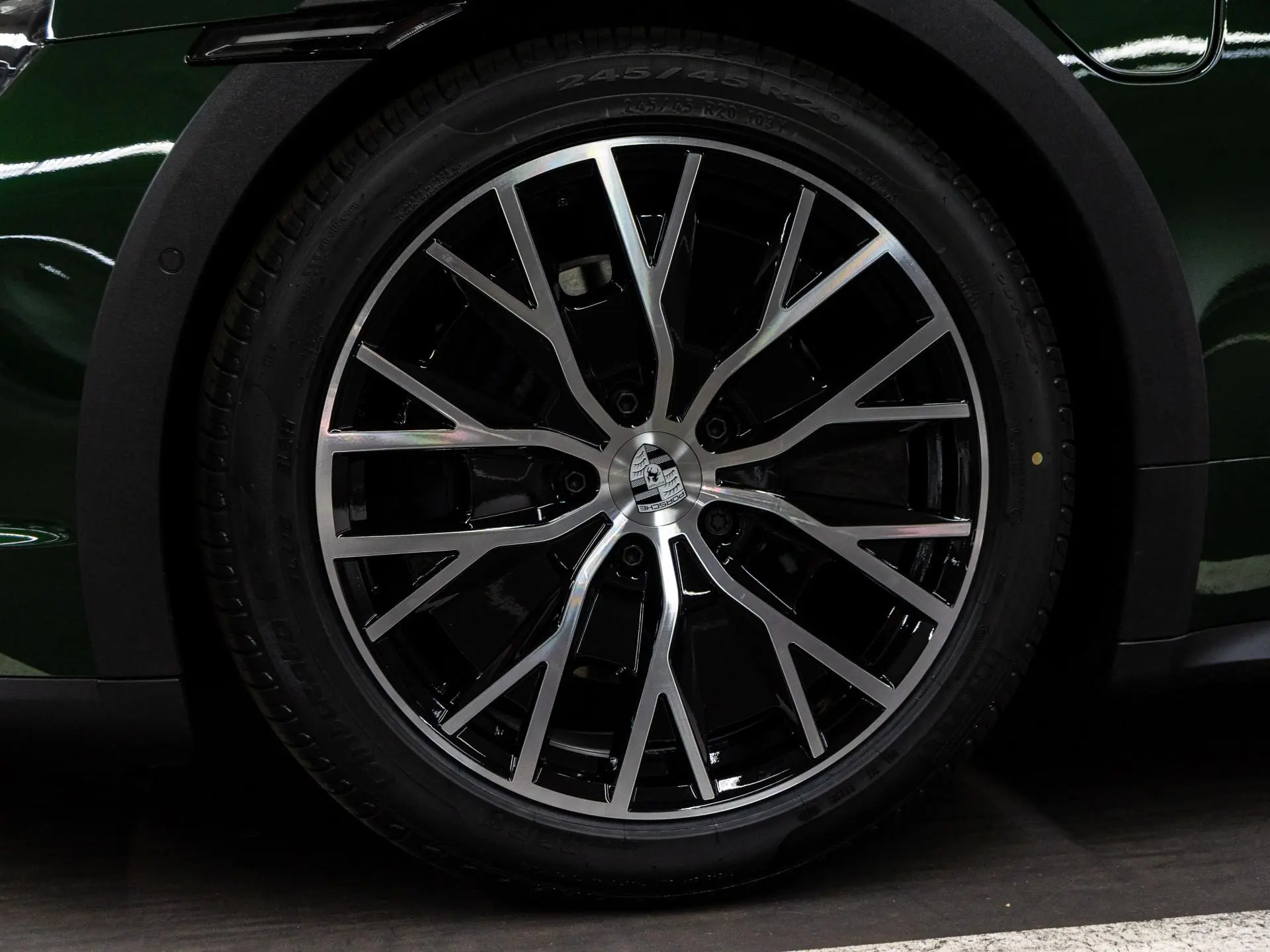 Taycan 4 Cross Turismo