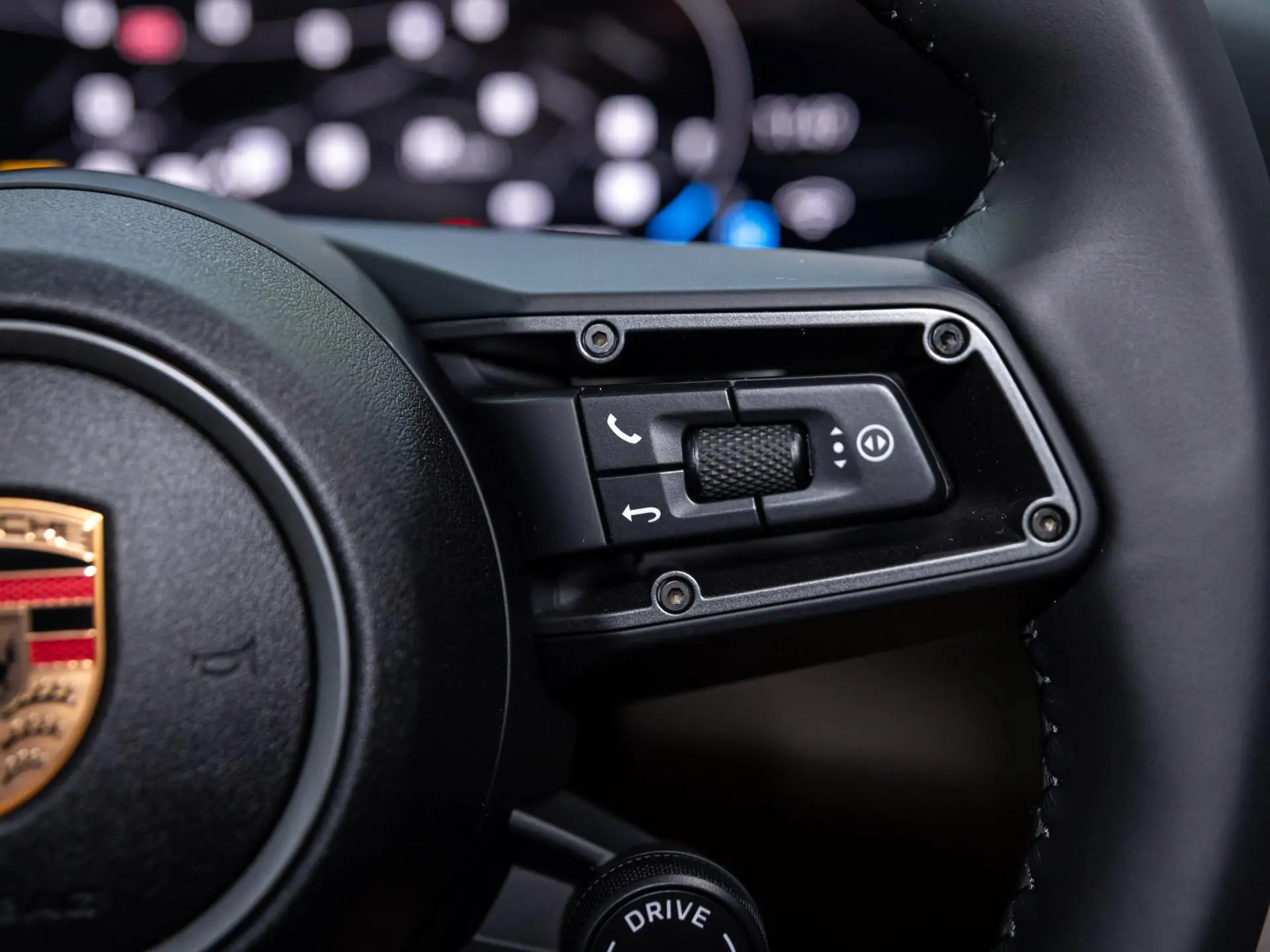 Taycan 4 Cross Turismo