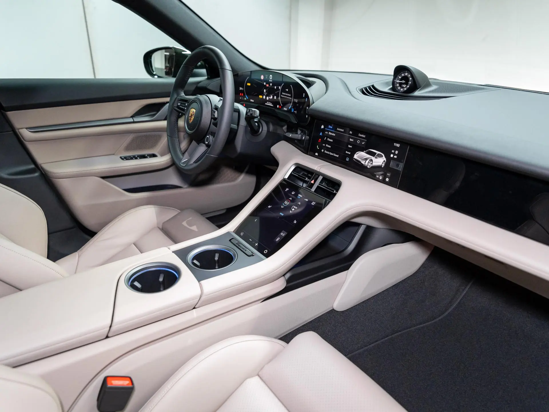 Taycan 4 Cross Turismo