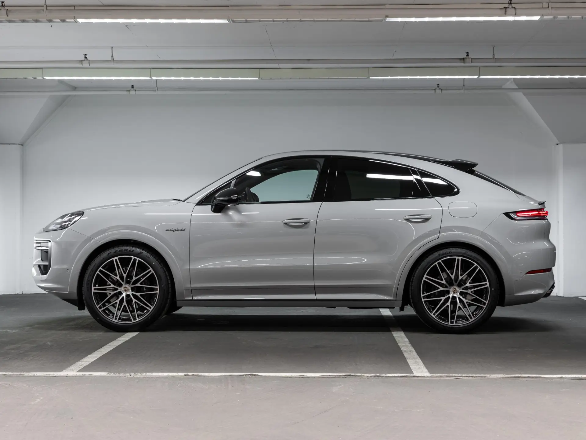 Cayenne E-Hybrid Black Edition Coupé