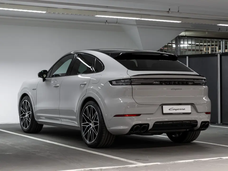 Cayenne E-Hybrid Black Edition Coupé