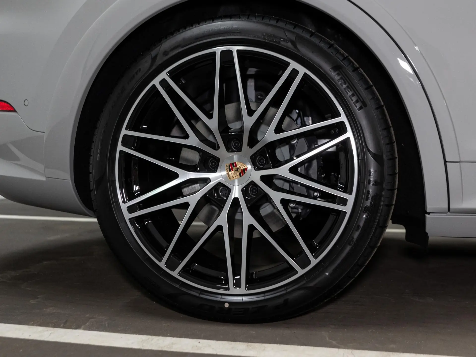 Cayenne E-Hybrid Black Edition Coupé