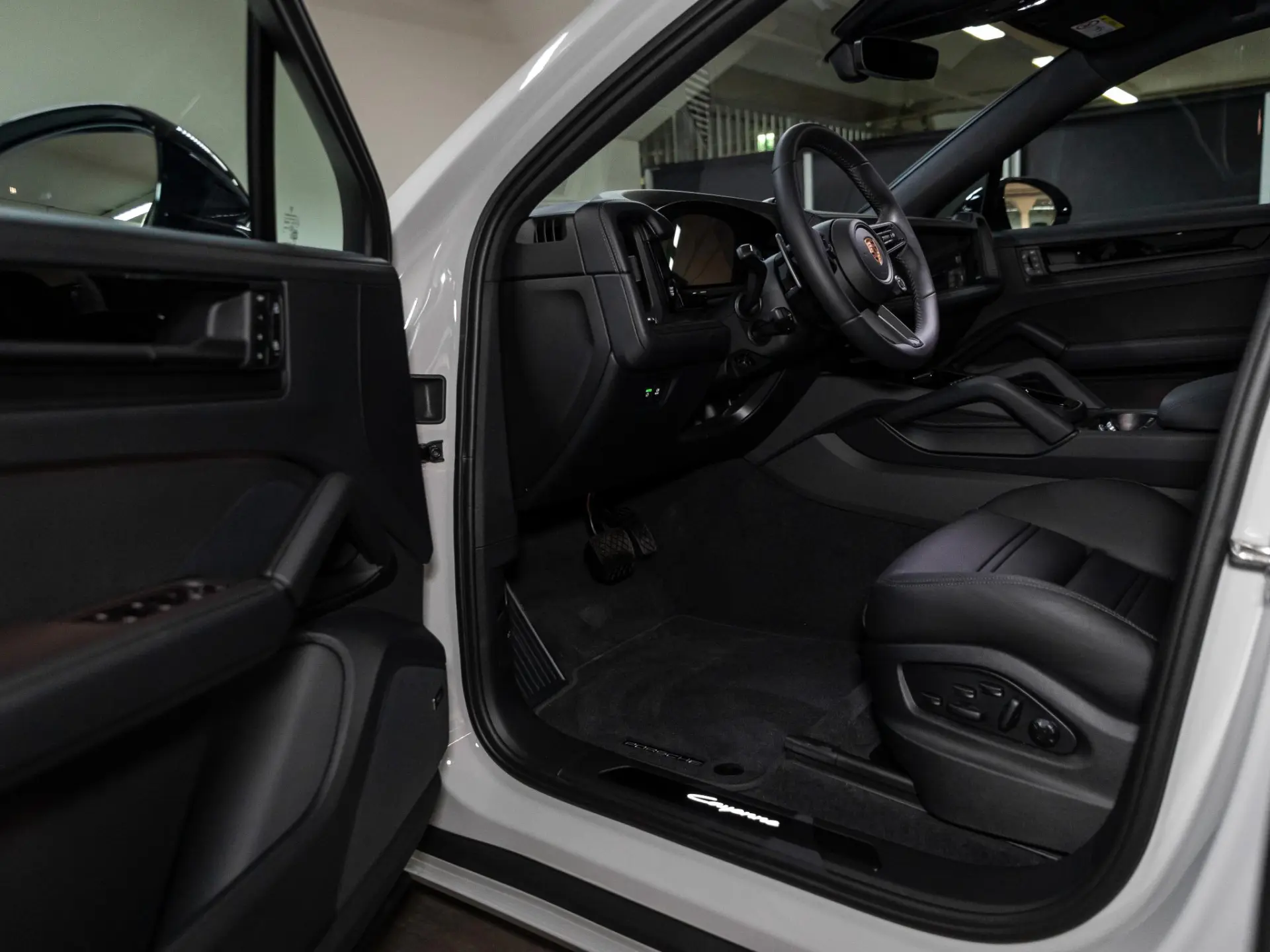 Cayenne E-Hybrid Black Edition Coupé