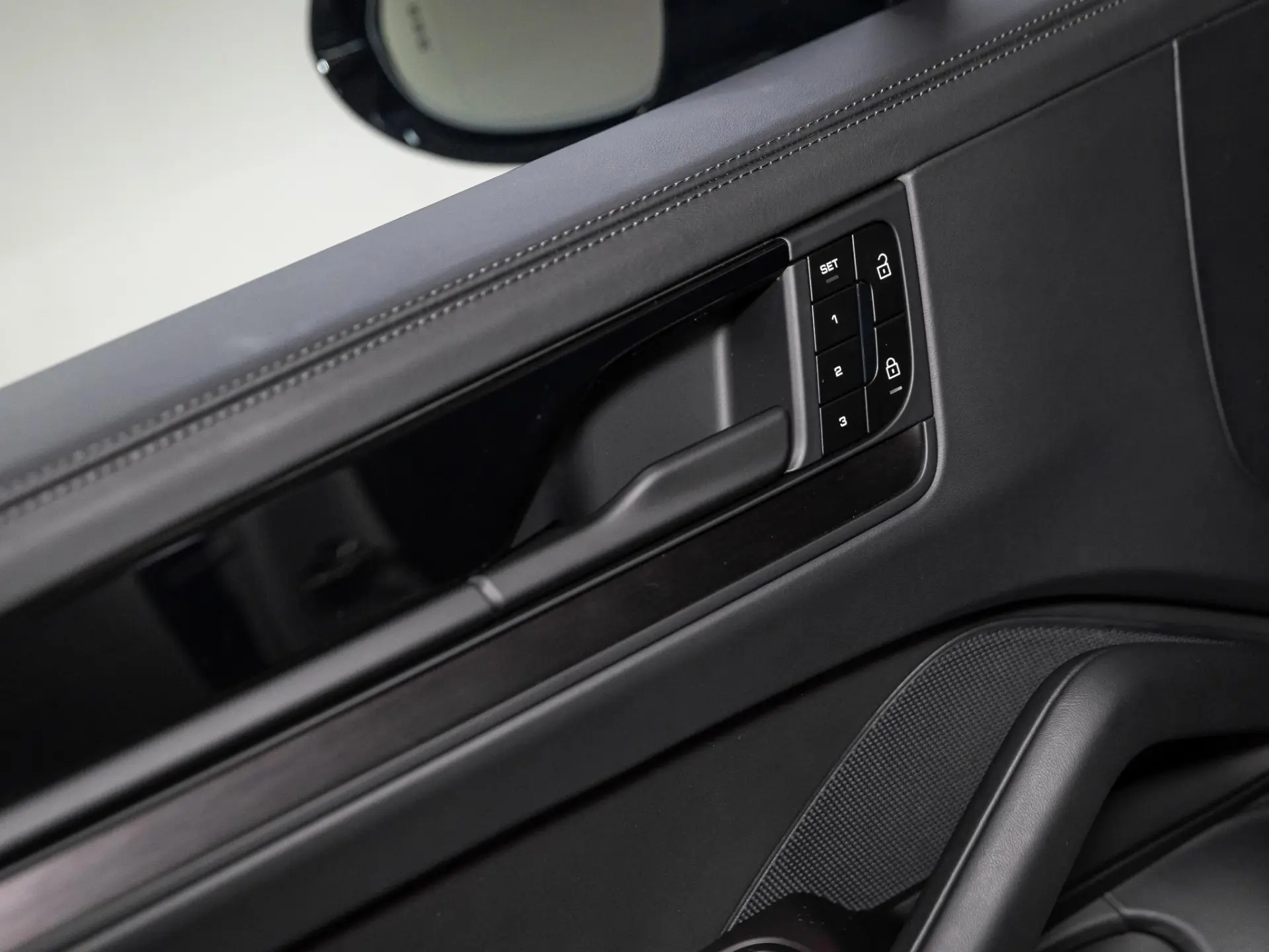 Cayenne E-Hybrid Black Edition Coupé