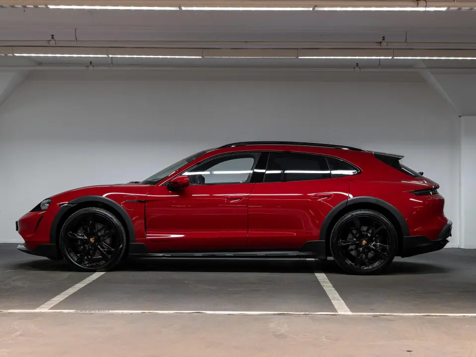 Taycan 4 Cross Turismo MJ2023