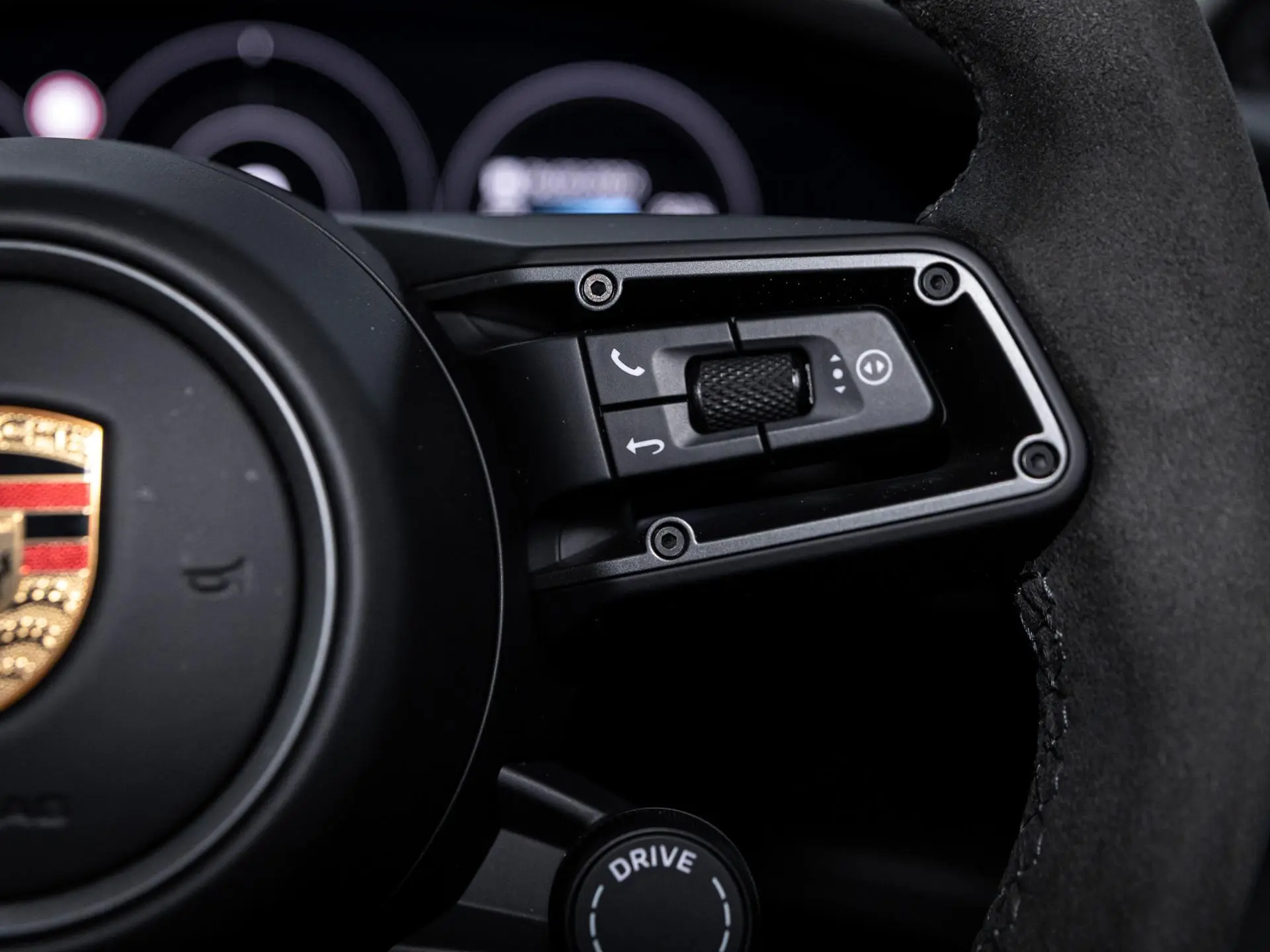 Taycan 4 Cross Turismo MJ2023