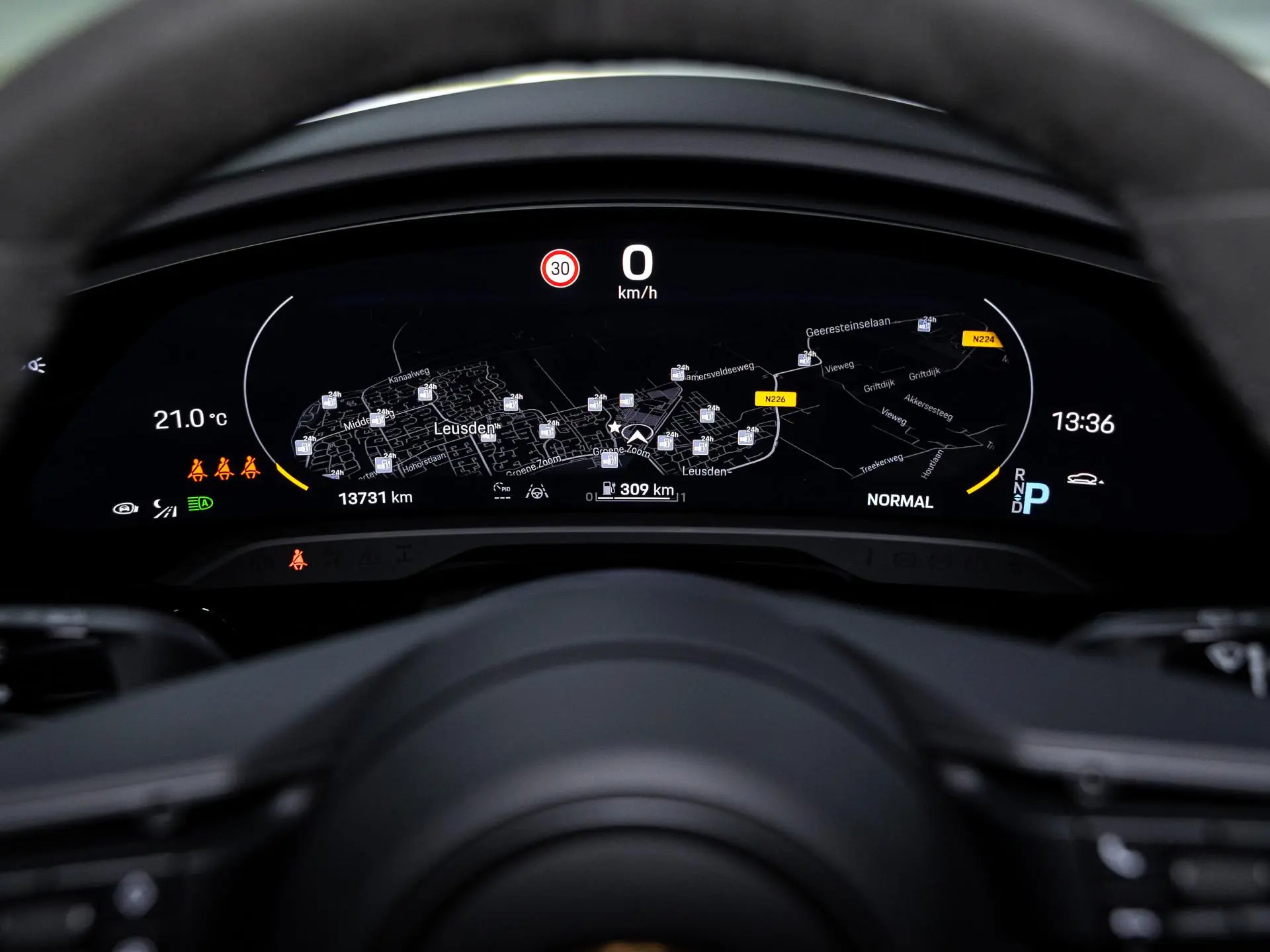 Taycan 4 Cross Turismo MJ2023