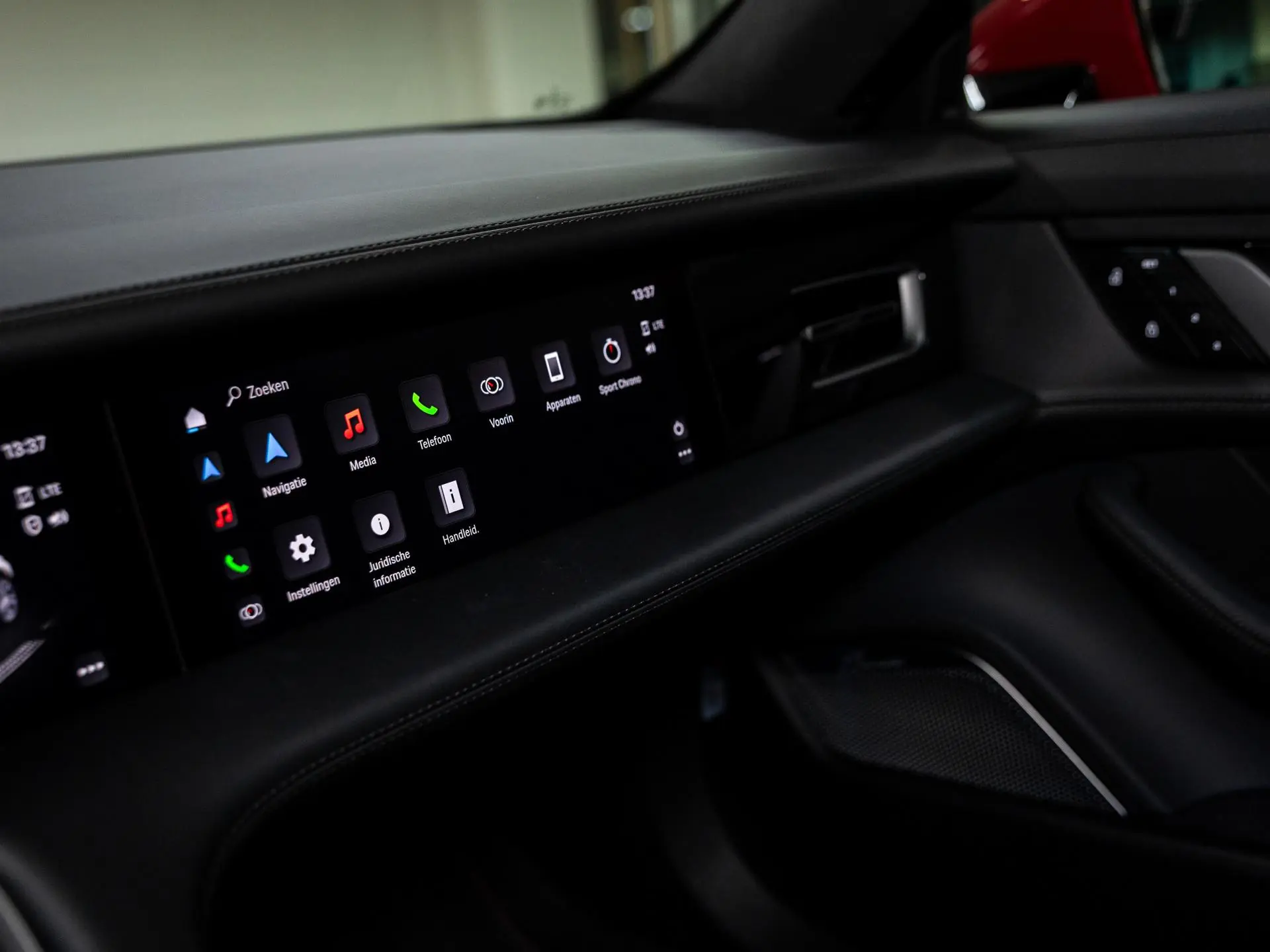 Taycan 4 Cross Turismo MJ2023