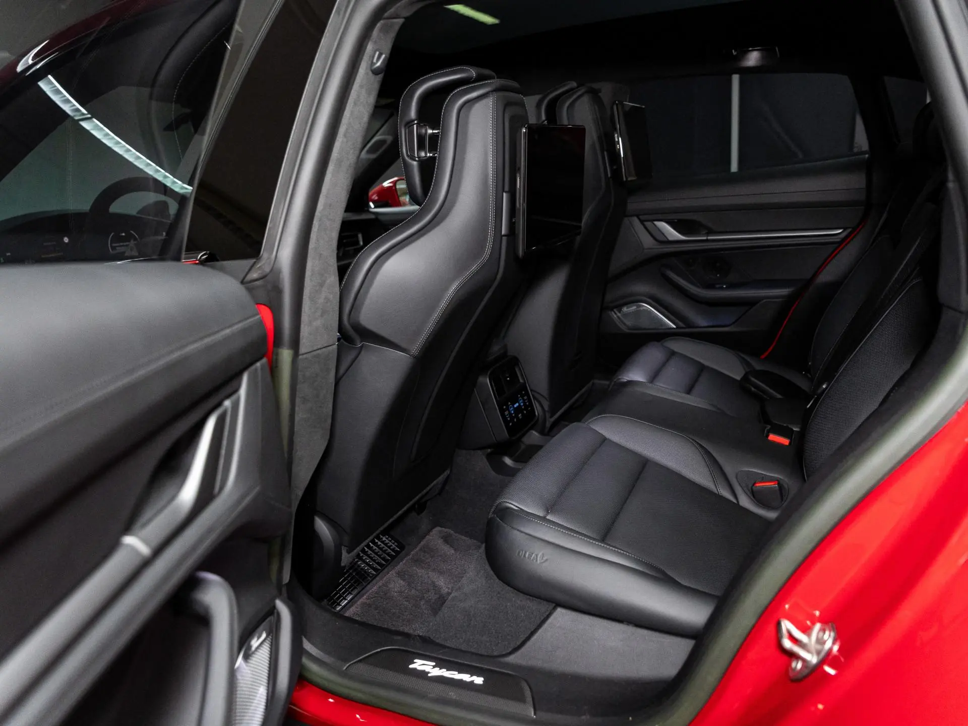 Taycan 4 Cross Turismo MJ2023