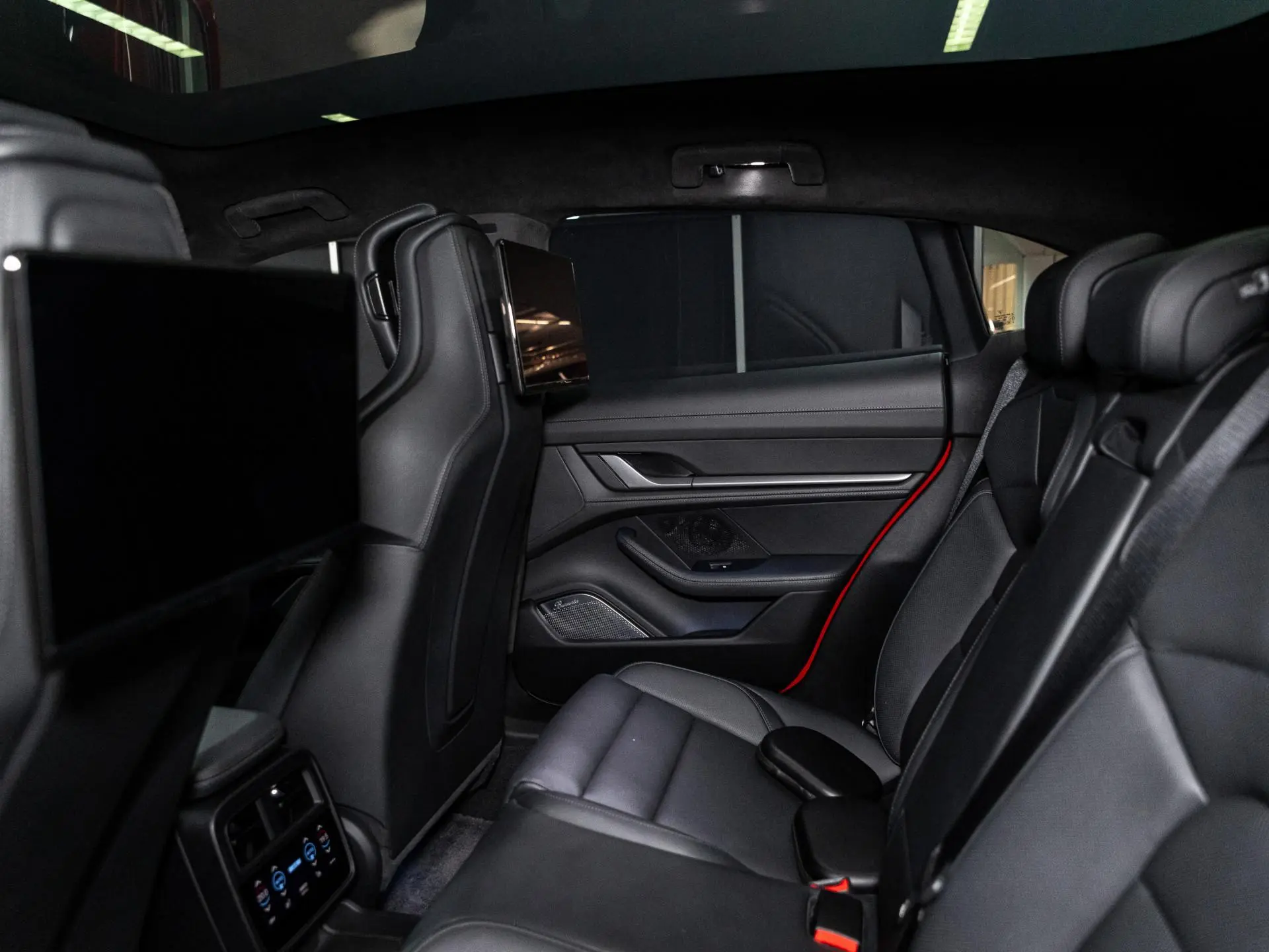 Taycan 4 Cross Turismo MJ2023