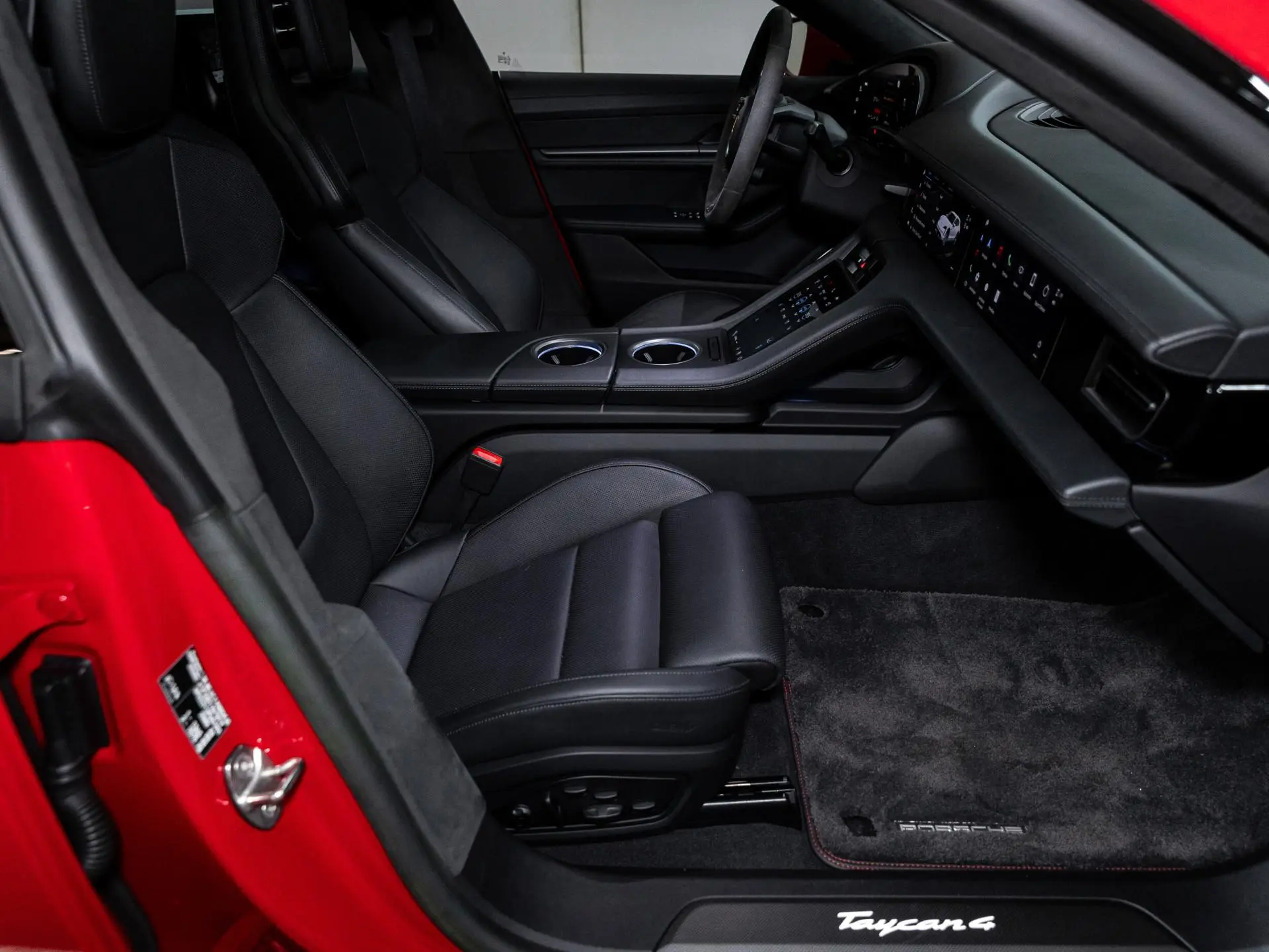 Taycan 4 Cross Turismo MJ2023