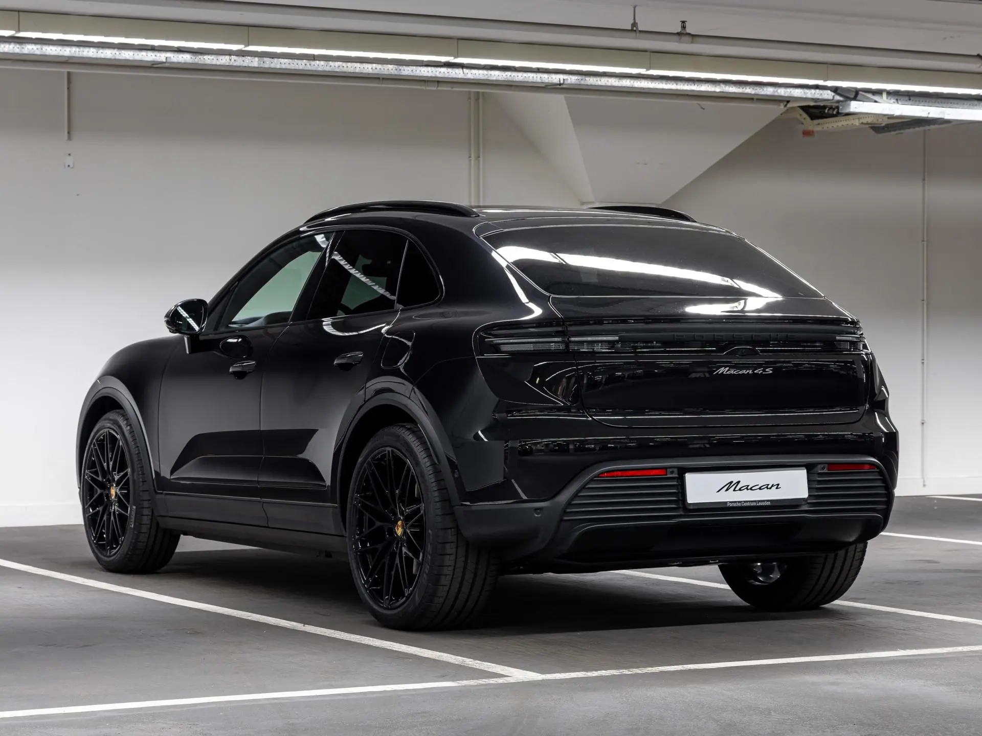 Macan 4 S 100 kWh