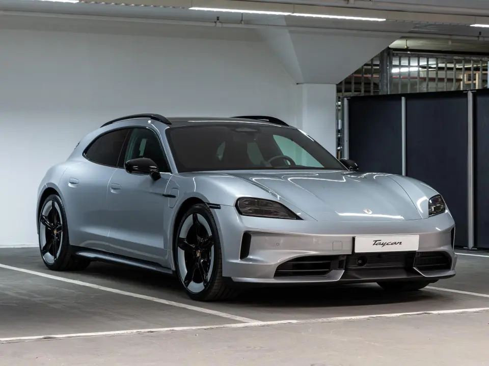 Taycan Sport Turismo Black Edition