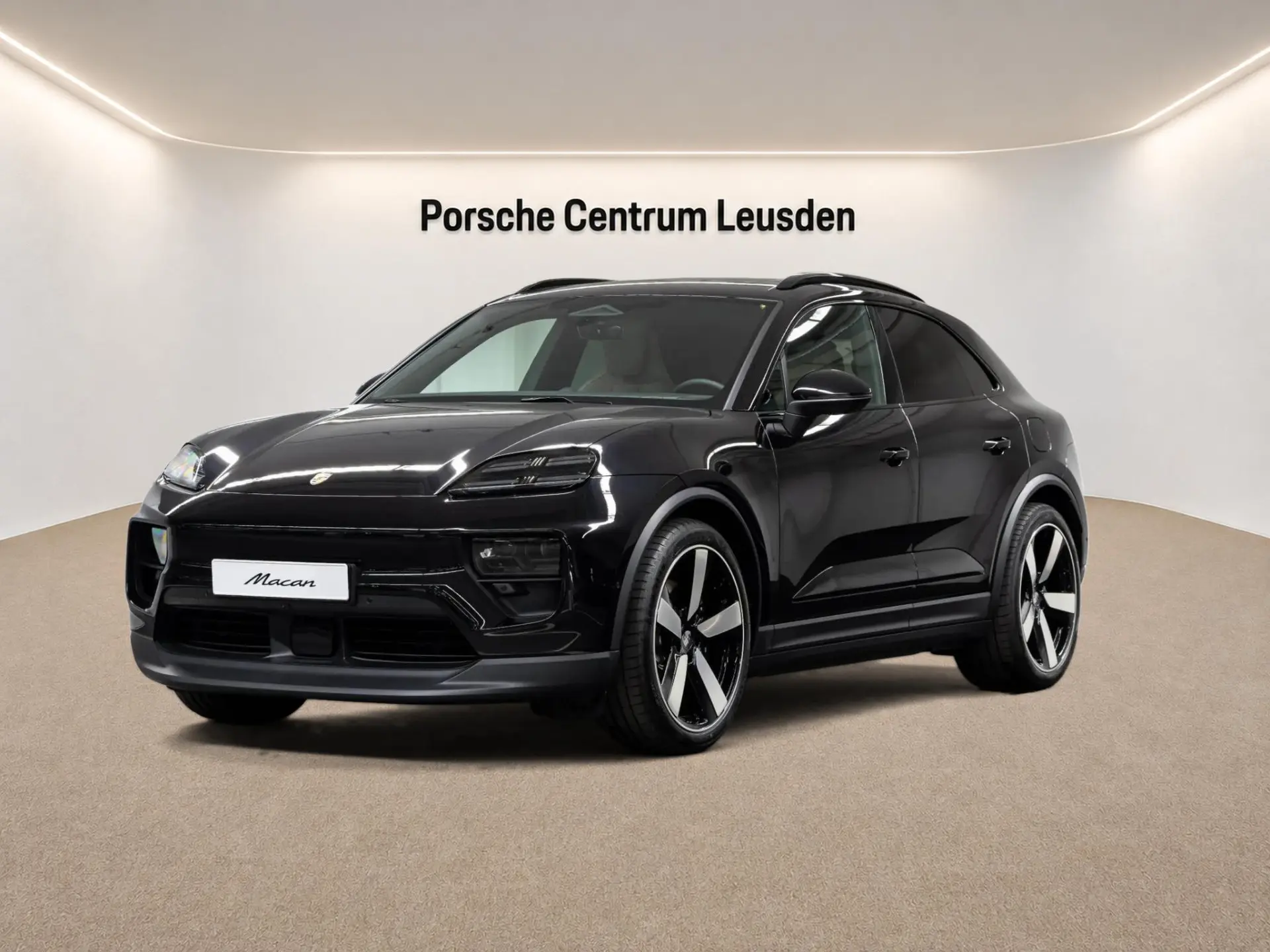 Macan 4