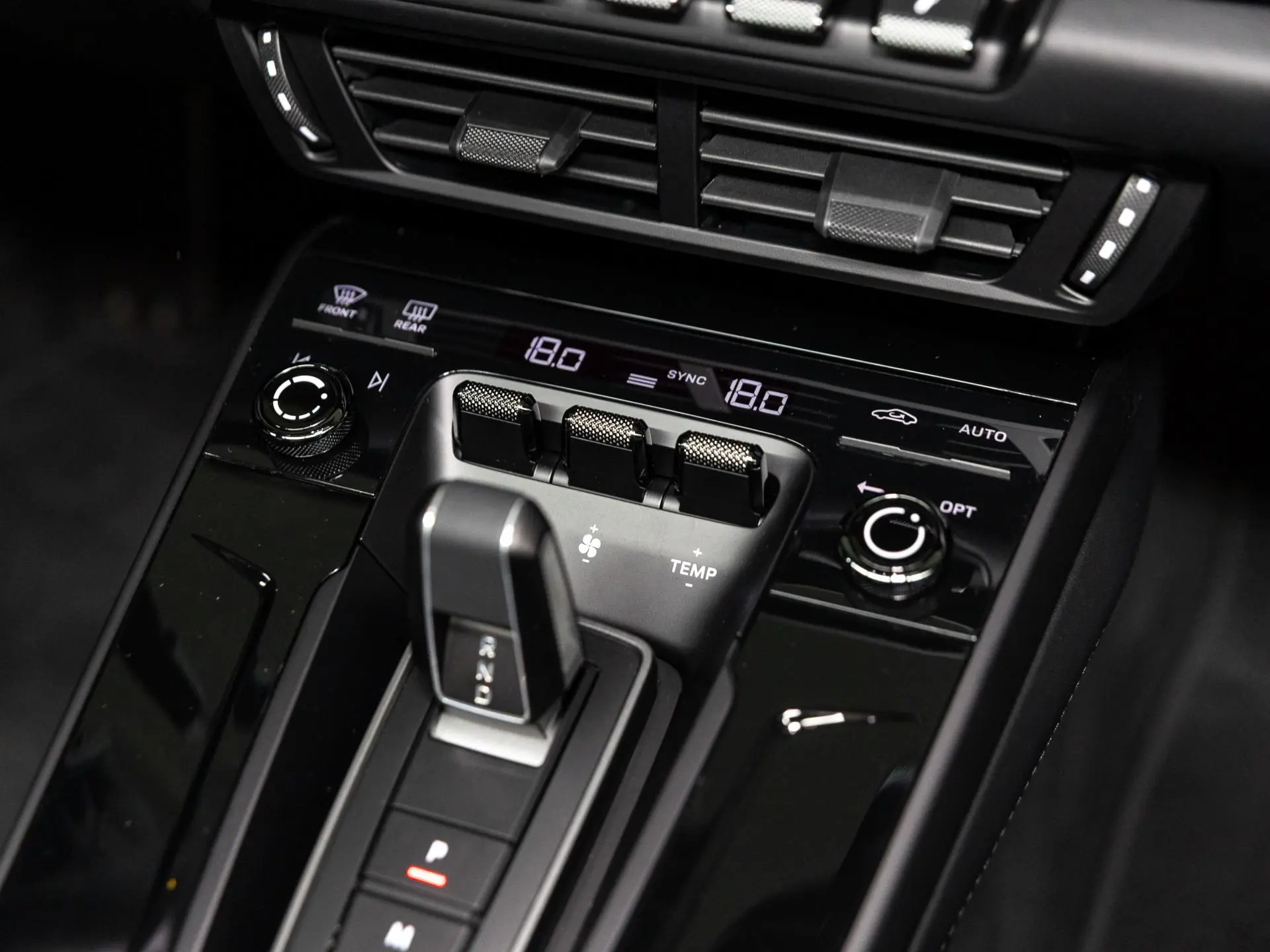 911 Carrera 4 GTS Cabriolet