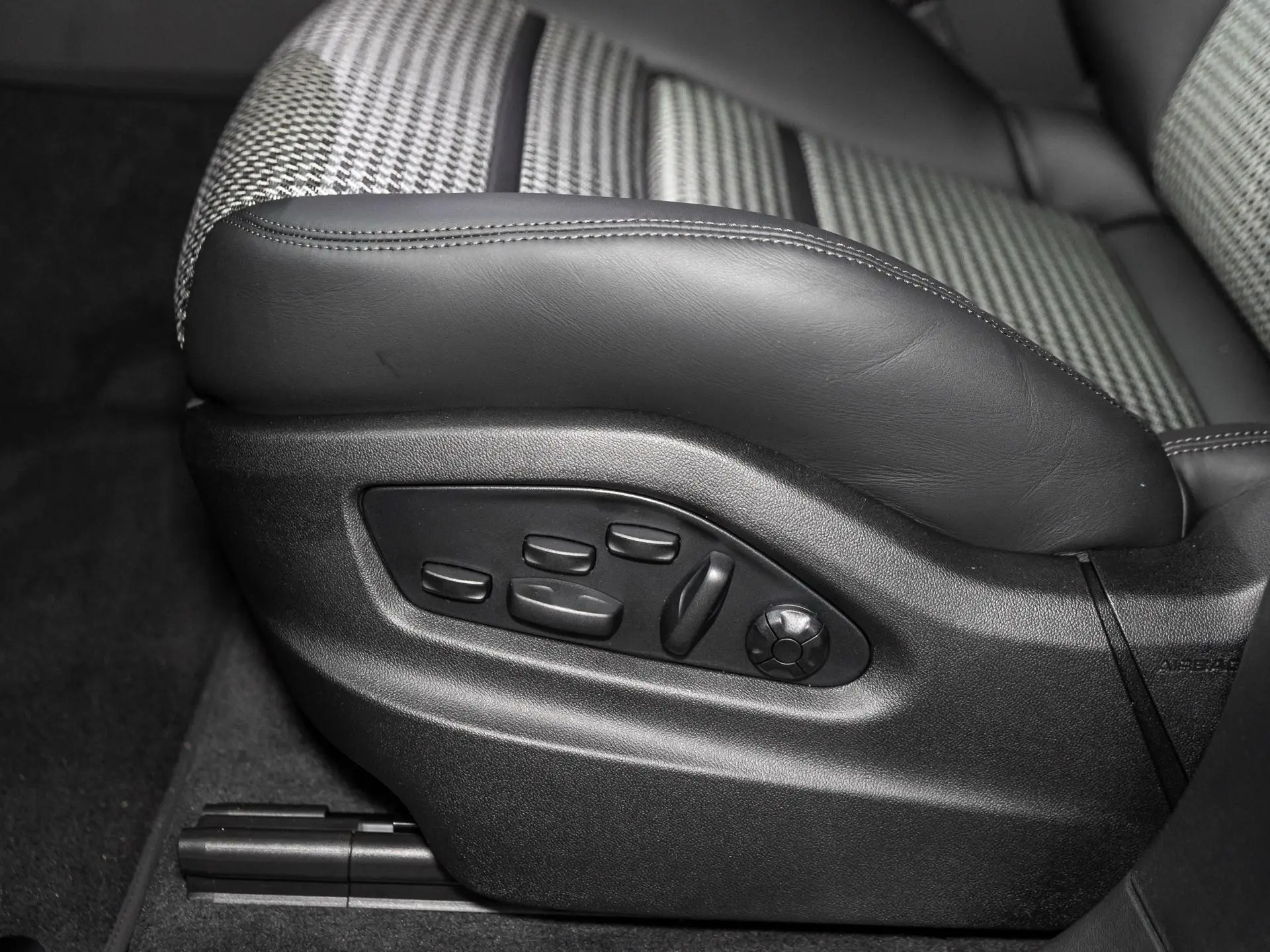 Cayenne S E-Hybrid Black Edition Coupé