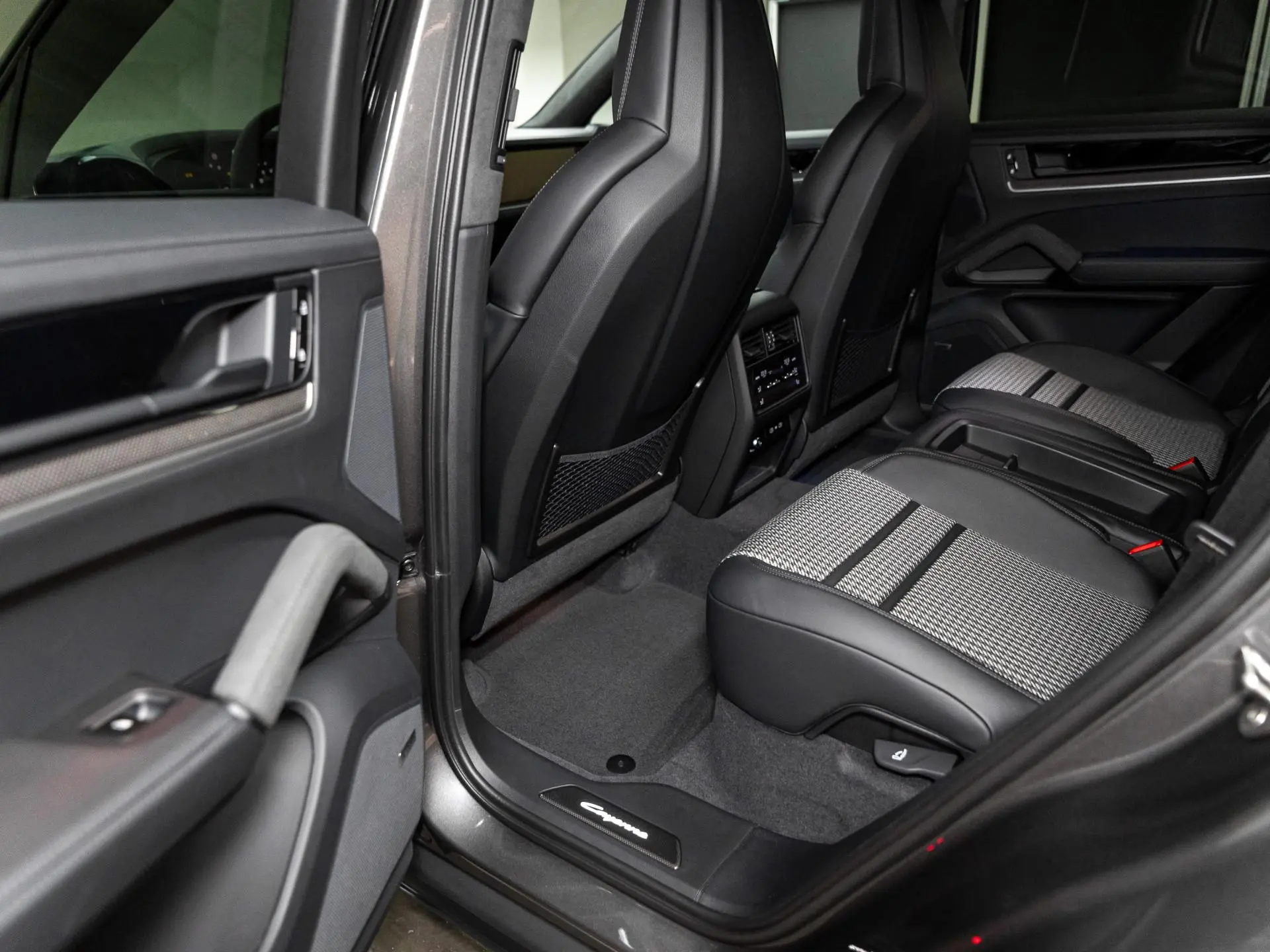 Cayenne S E-Hybrid Black Edition Coupé