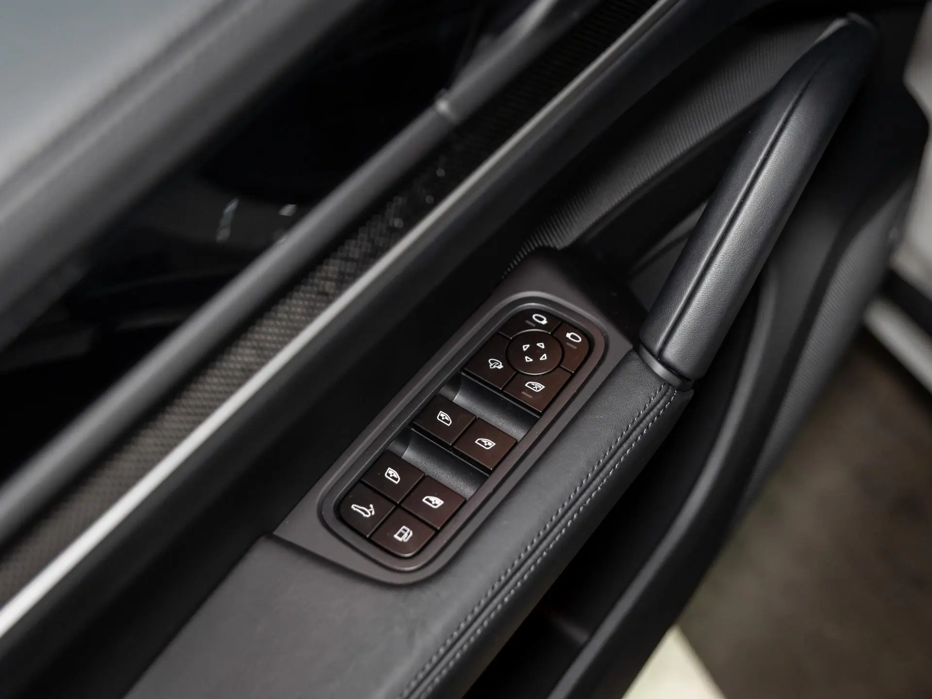 Cayenne S E-Hybrid Black Edition