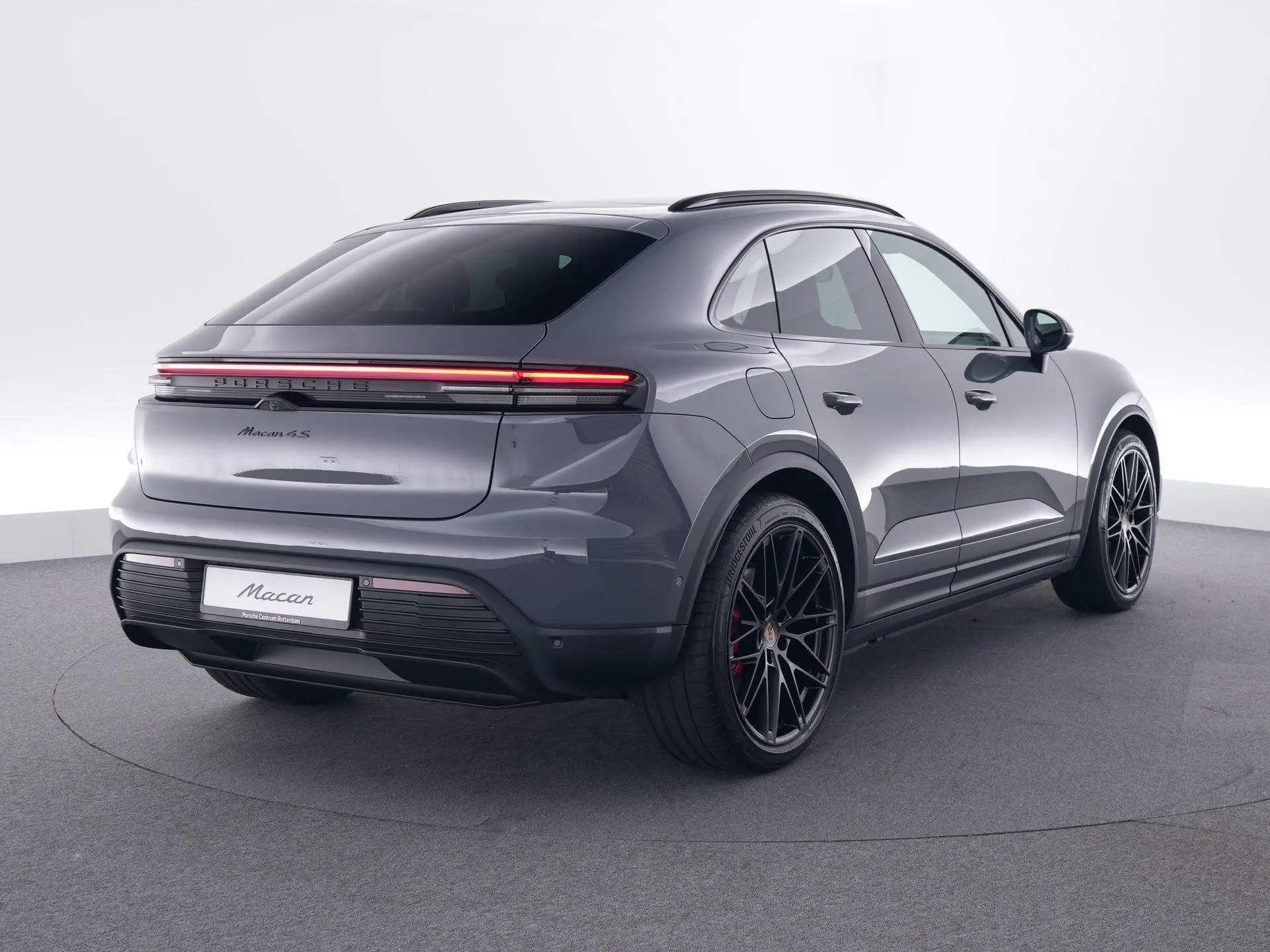 Macan 4S