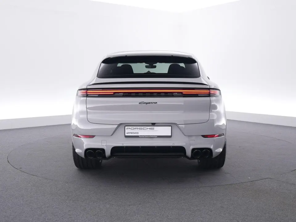 Cayenne E-Hybrid Black Edition Coupé