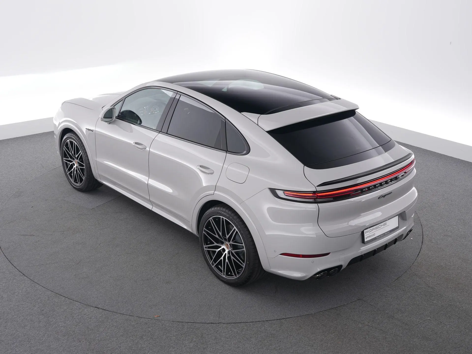 Cayenne E-Hybrid Black Edition Coupé