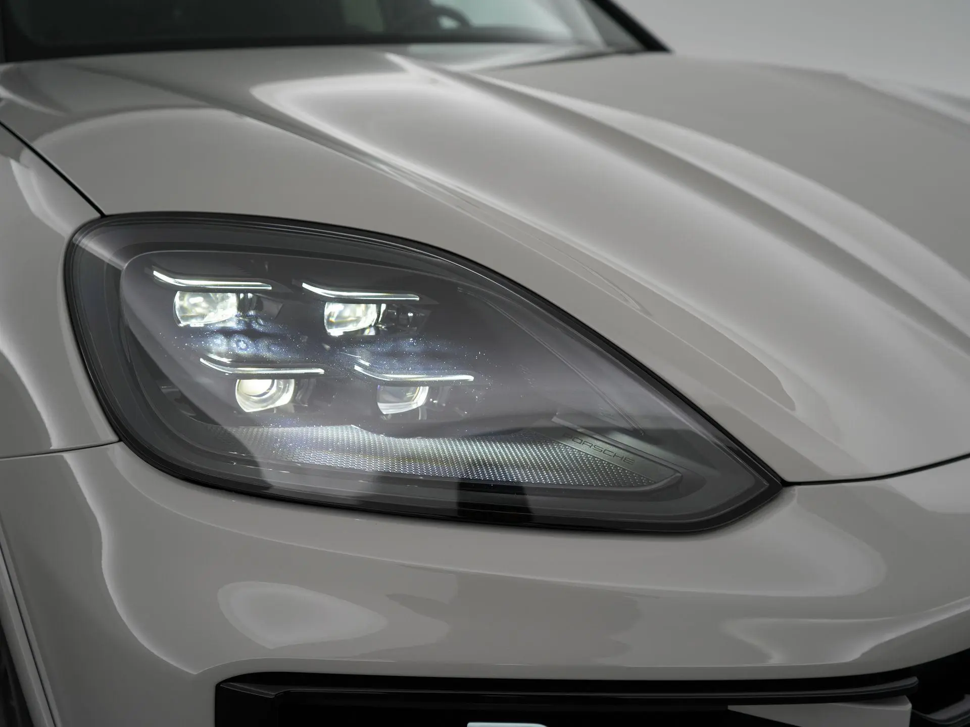 Cayenne E-Hybrid Black Edition Coupé