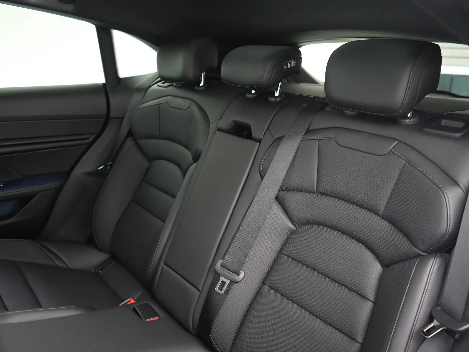 Taycan 4 Cross Turismo