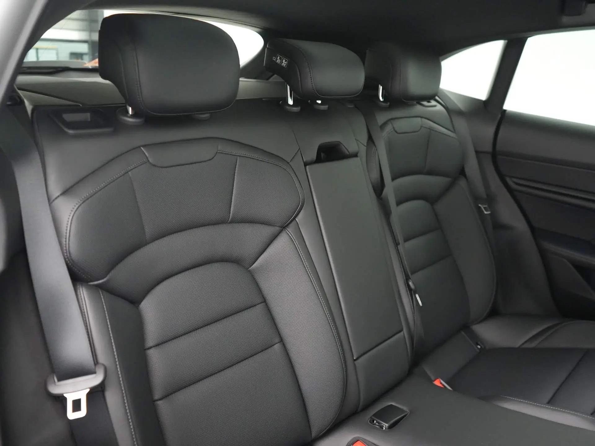 Taycan 4 Cross Turismo