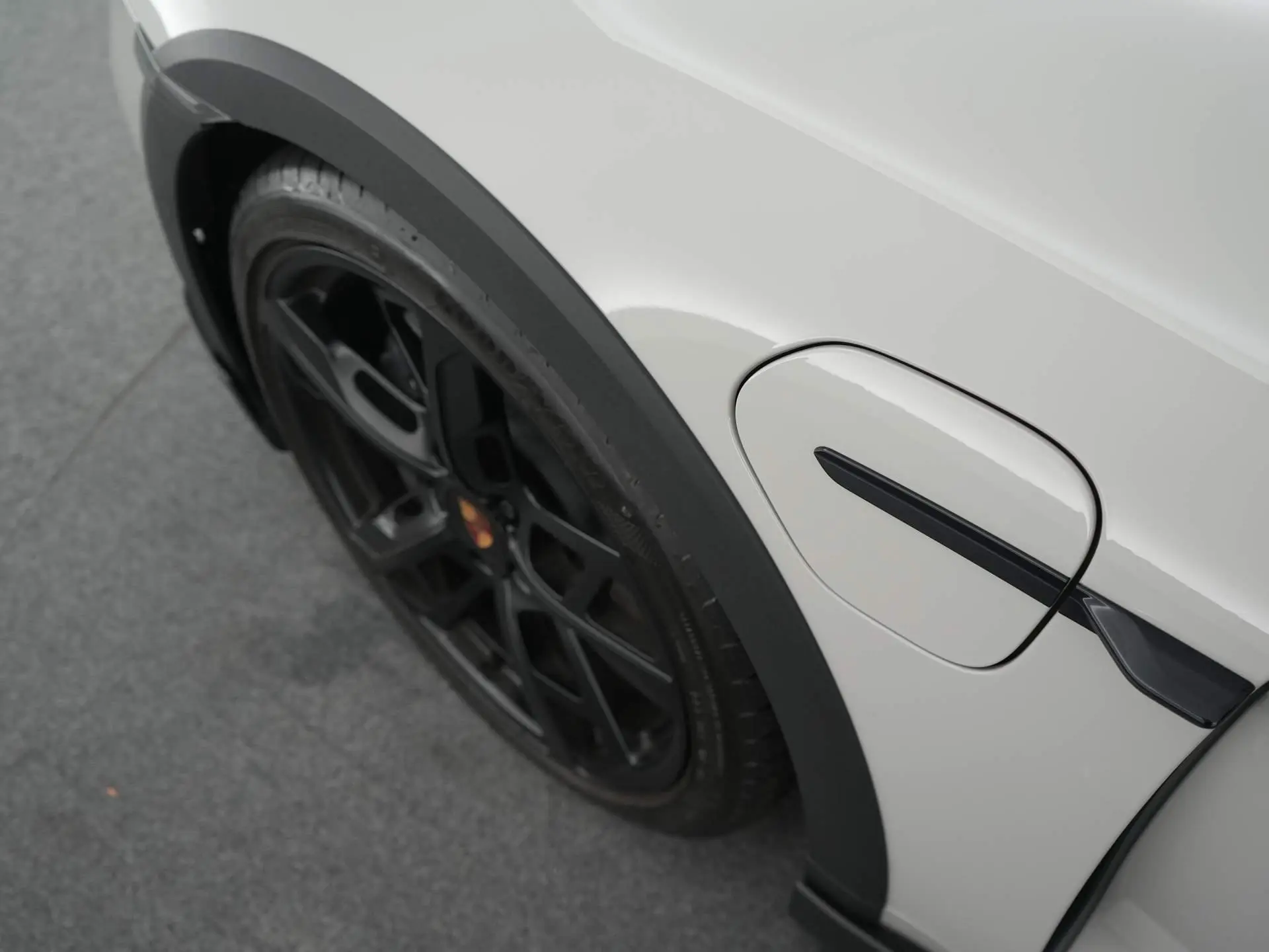 Taycan 4 Cross Turismo