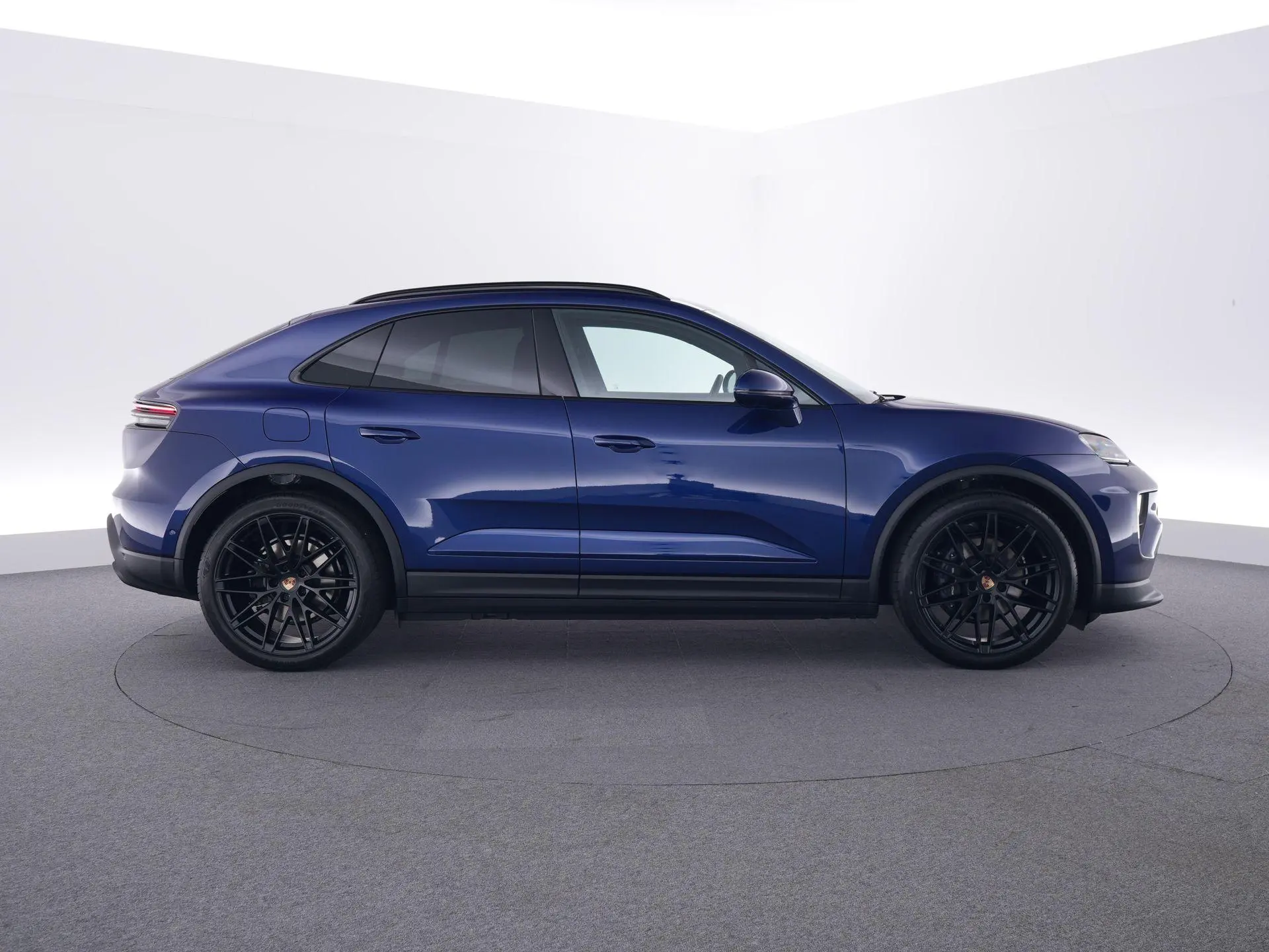 Macan 4