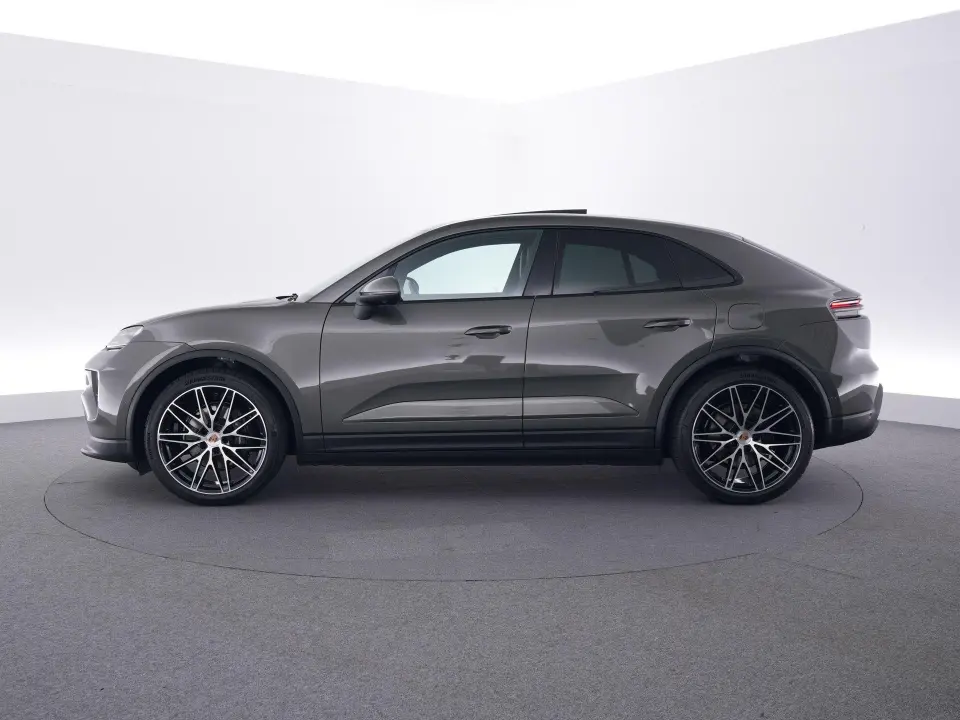 Macan 4