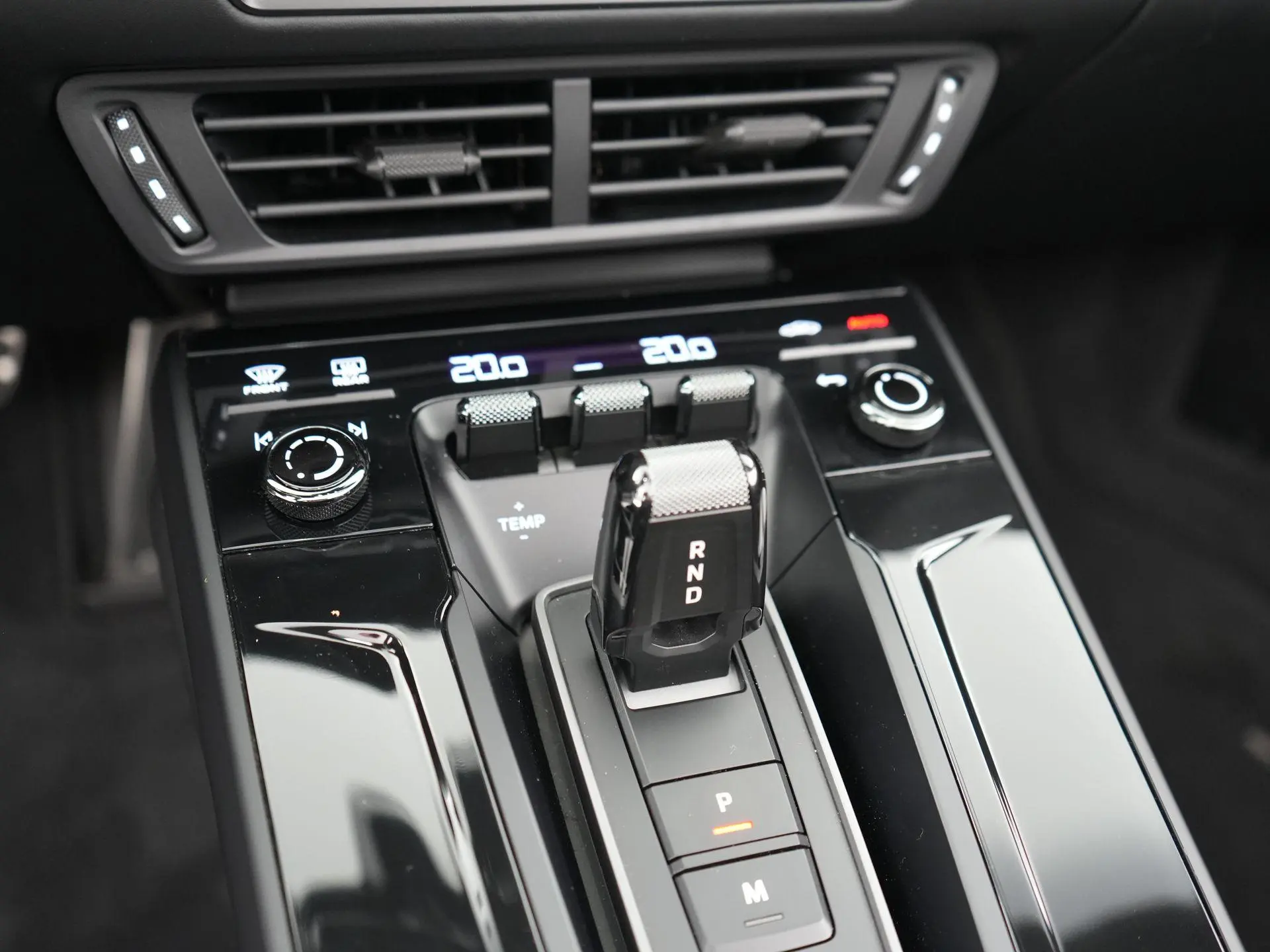 911 Carrera 4 GTS Cabriolet