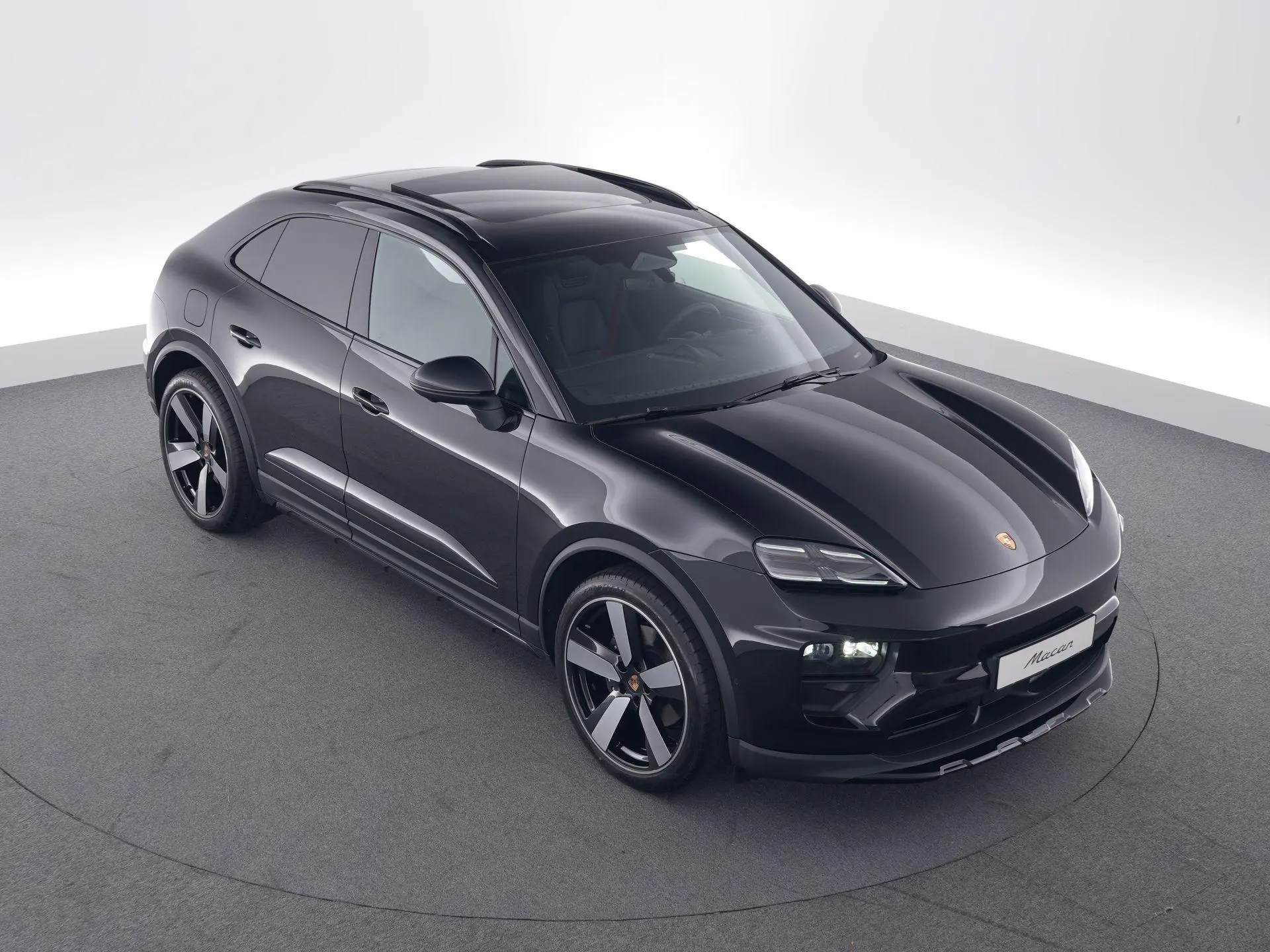 Macan 4