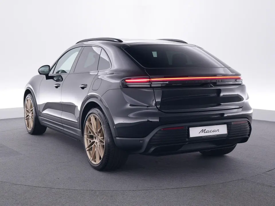 Macan 4