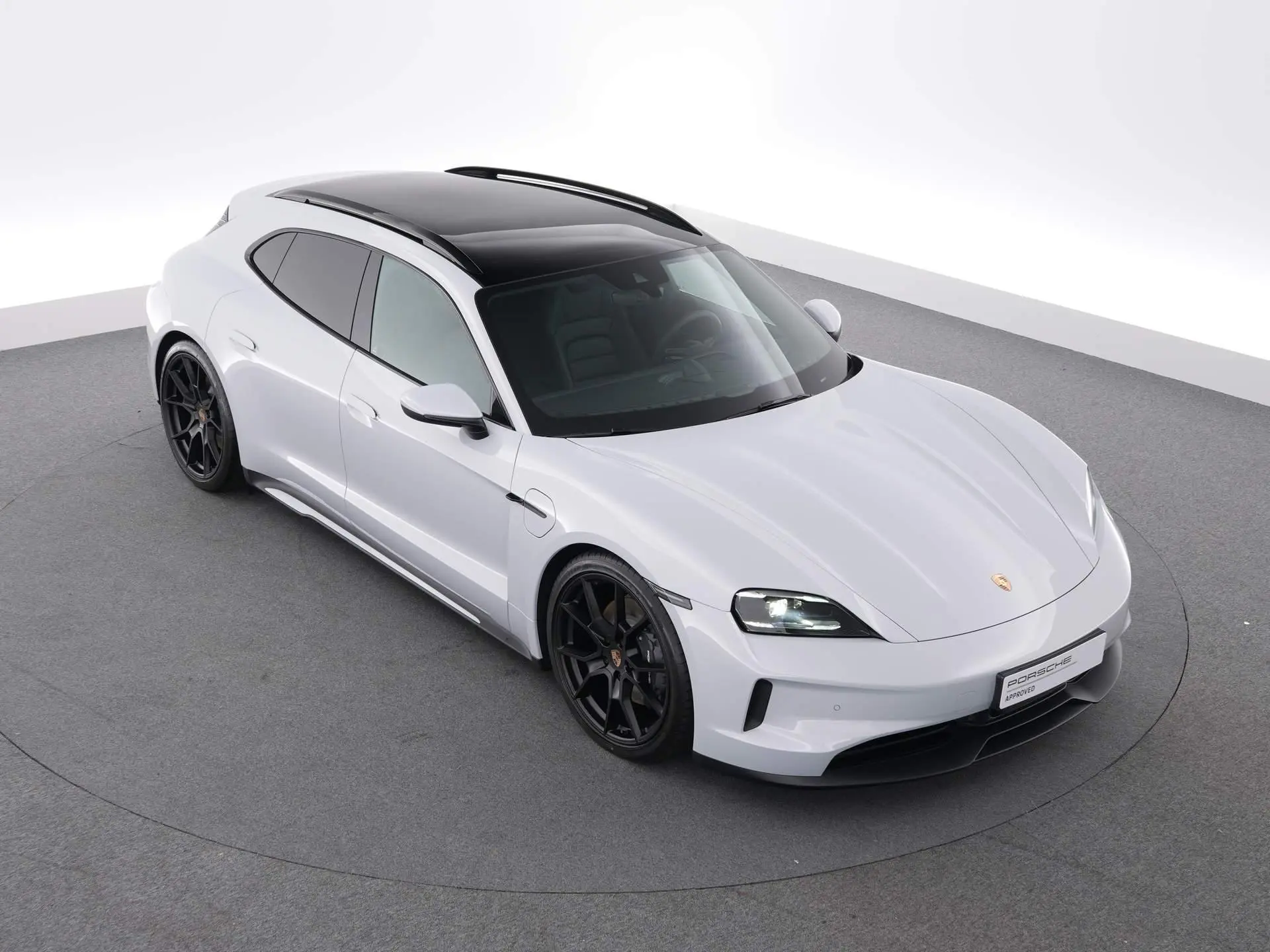 Taycan Sport Tursimo