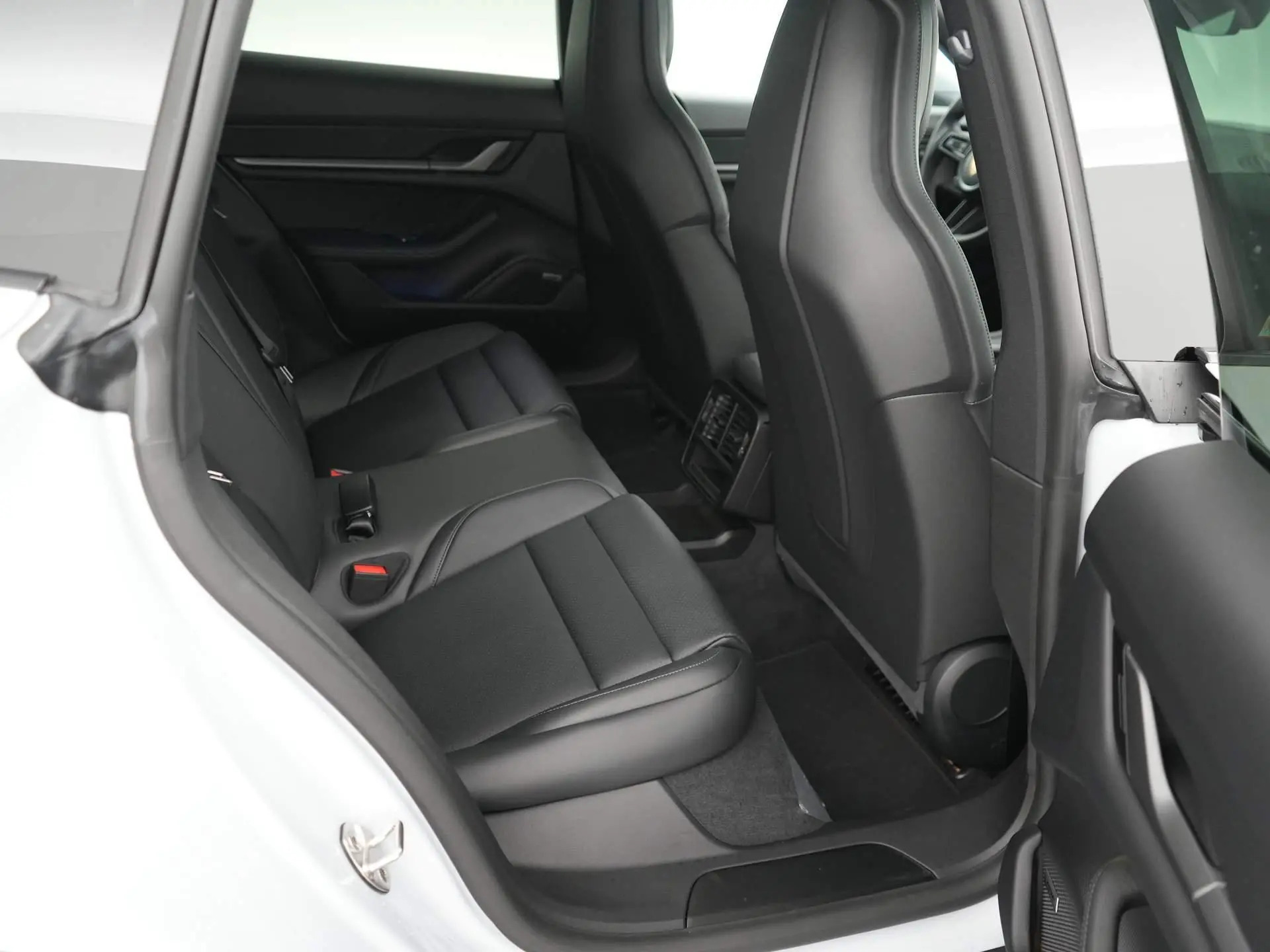 Taycan Sport Tursimo