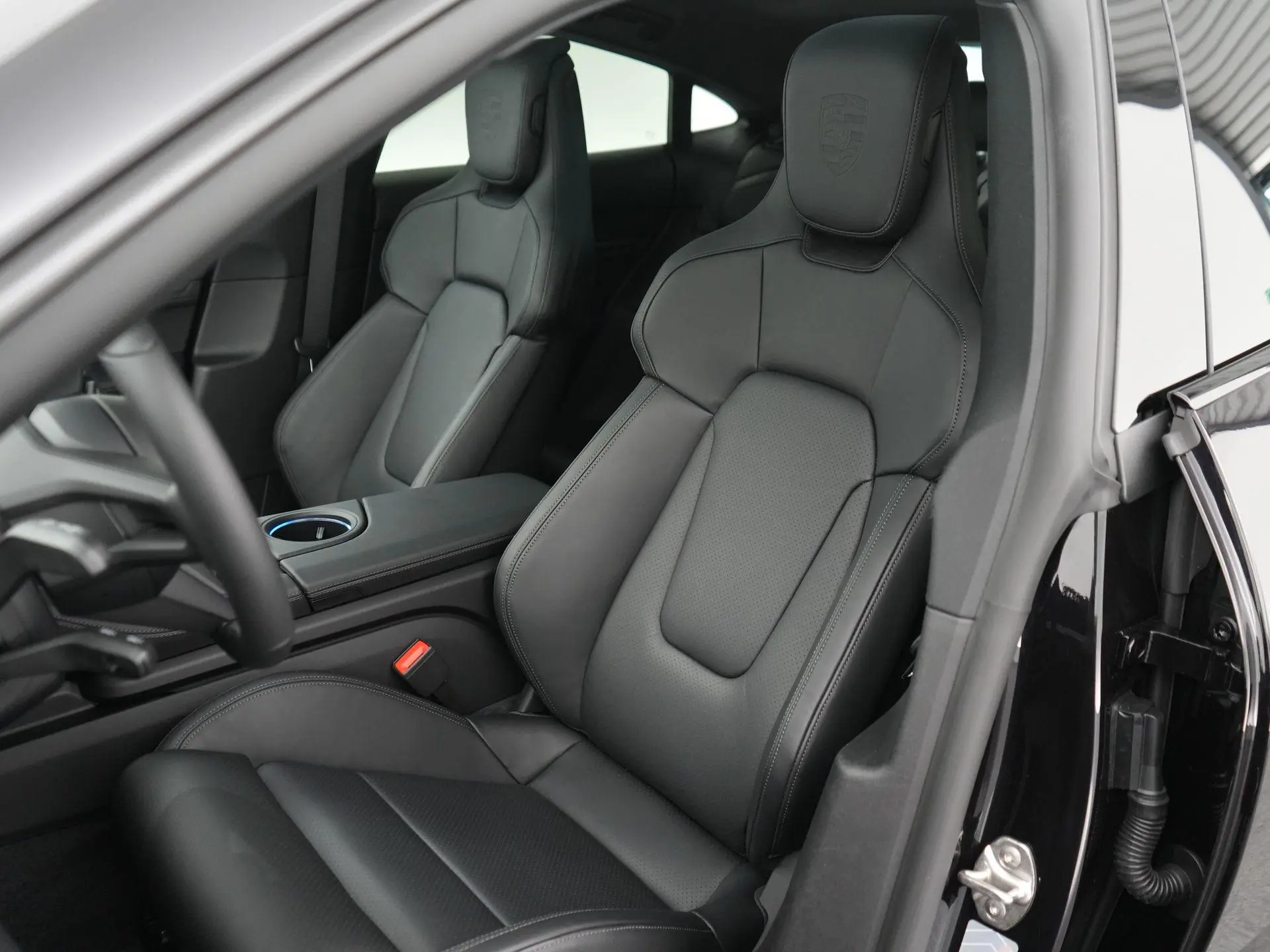 Taycan 4 Black Edition