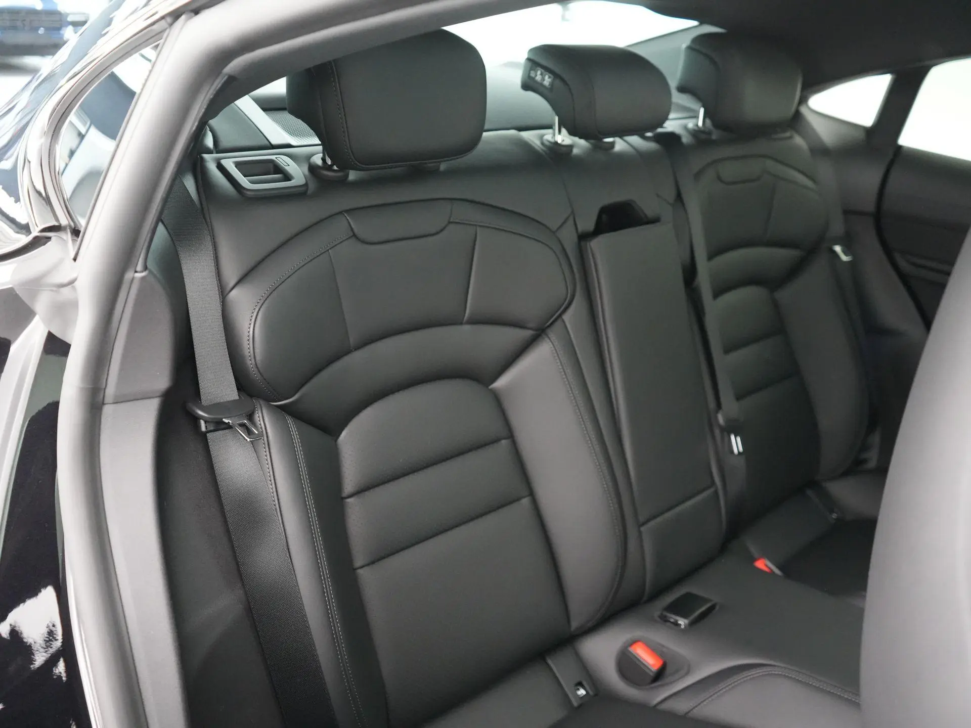 Taycan 4 Black Edition