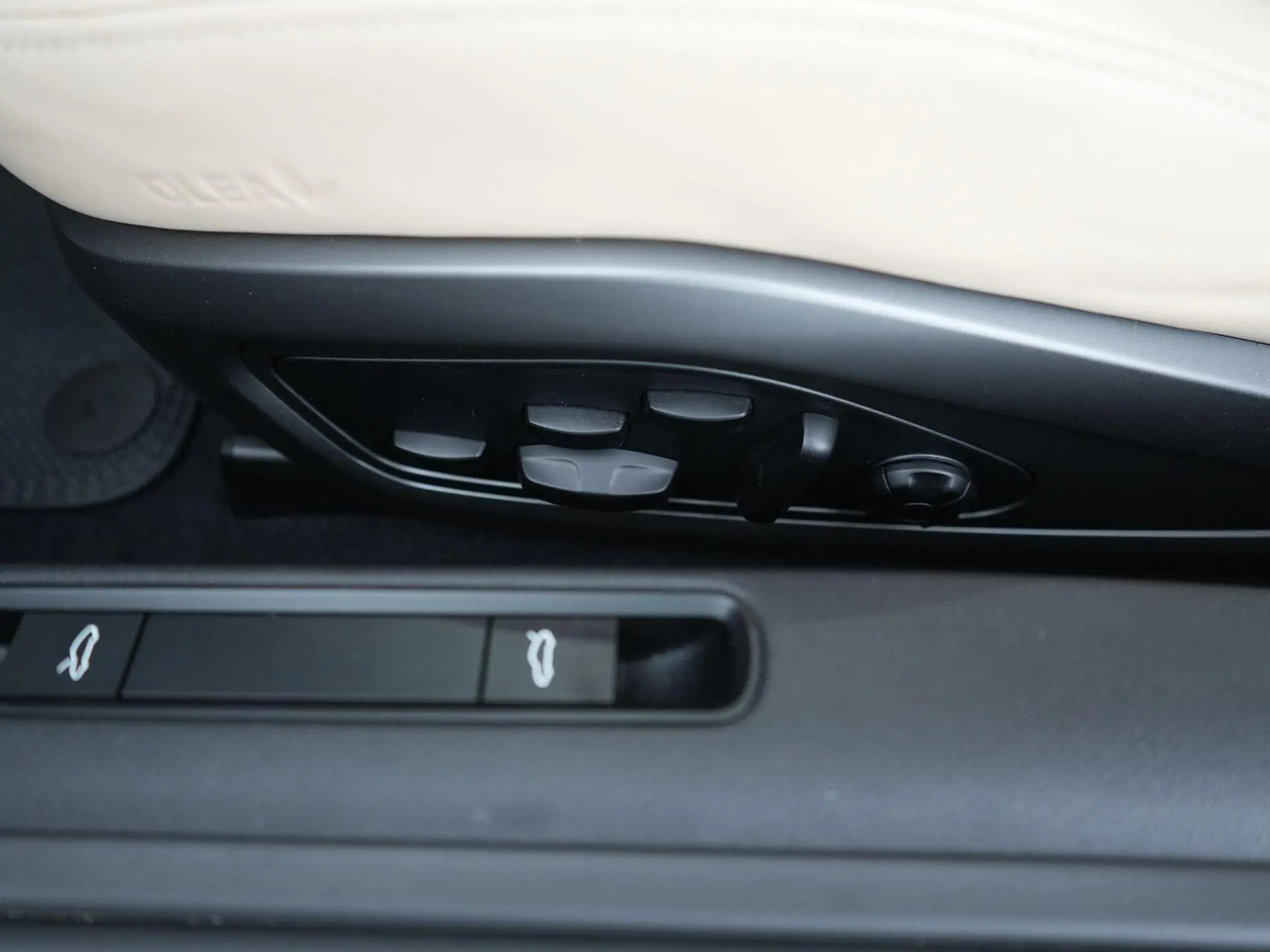 911 Targa 4S Heritage Edition