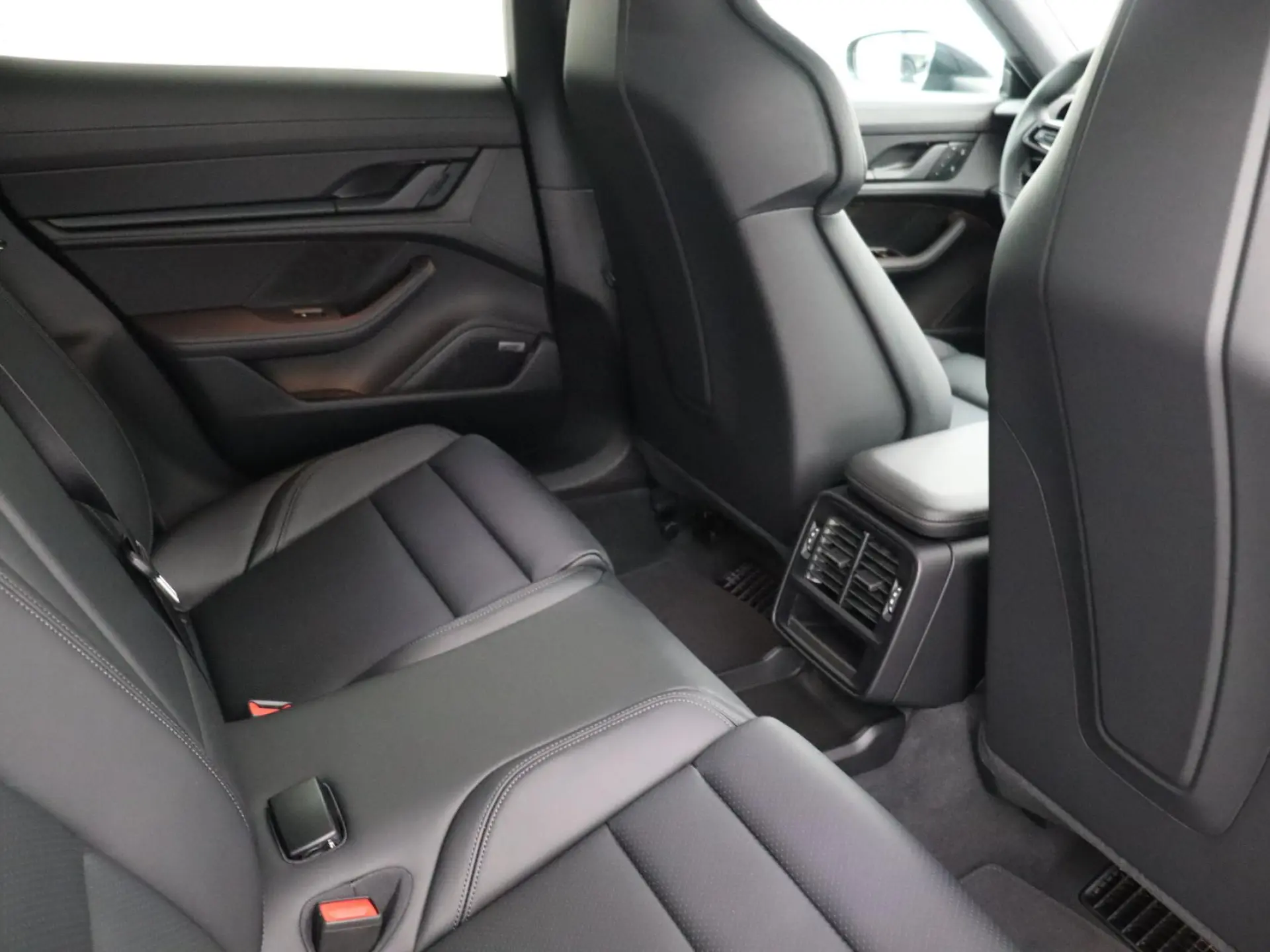 Taycan Sport Tursimo