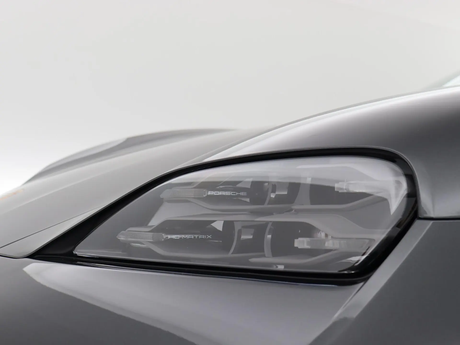 Taycan Sport Tursimo