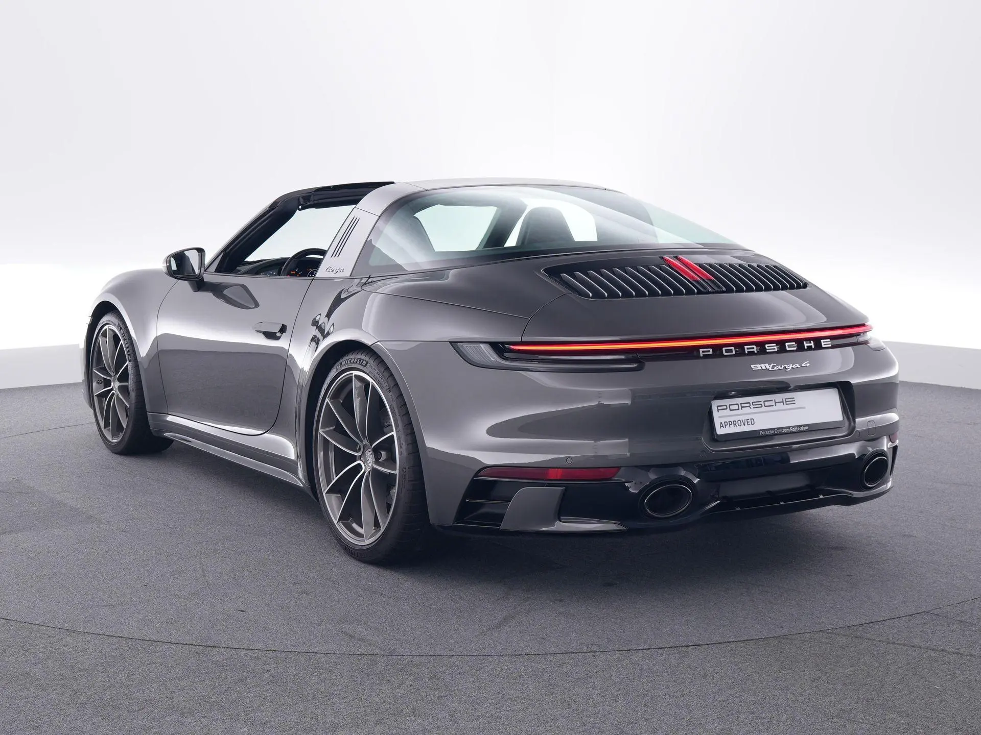 911 Targa 4