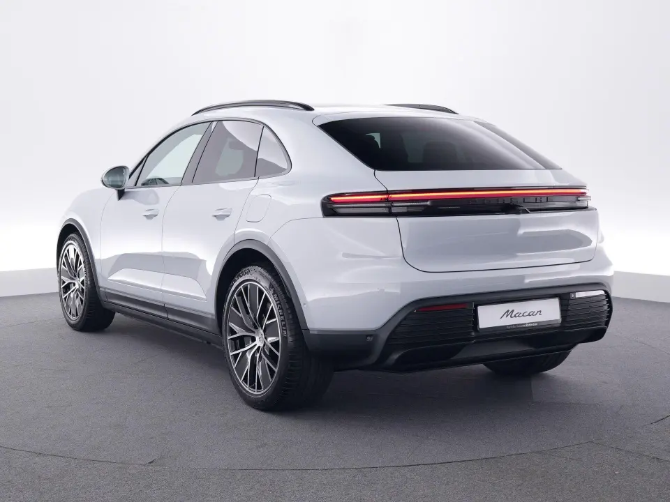 Macan 4