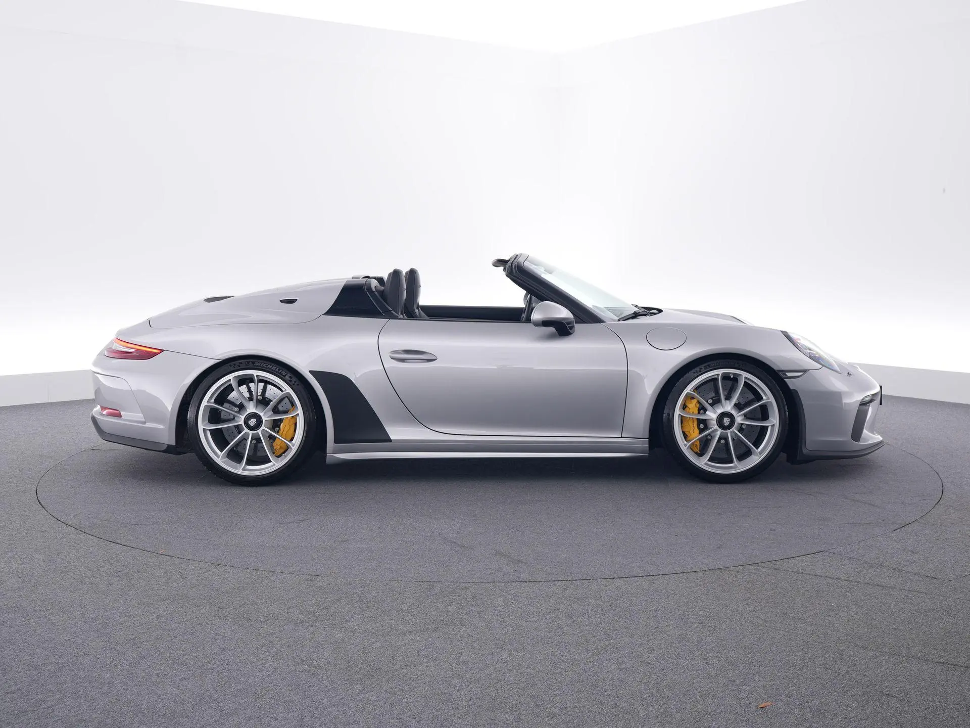911 Speedster