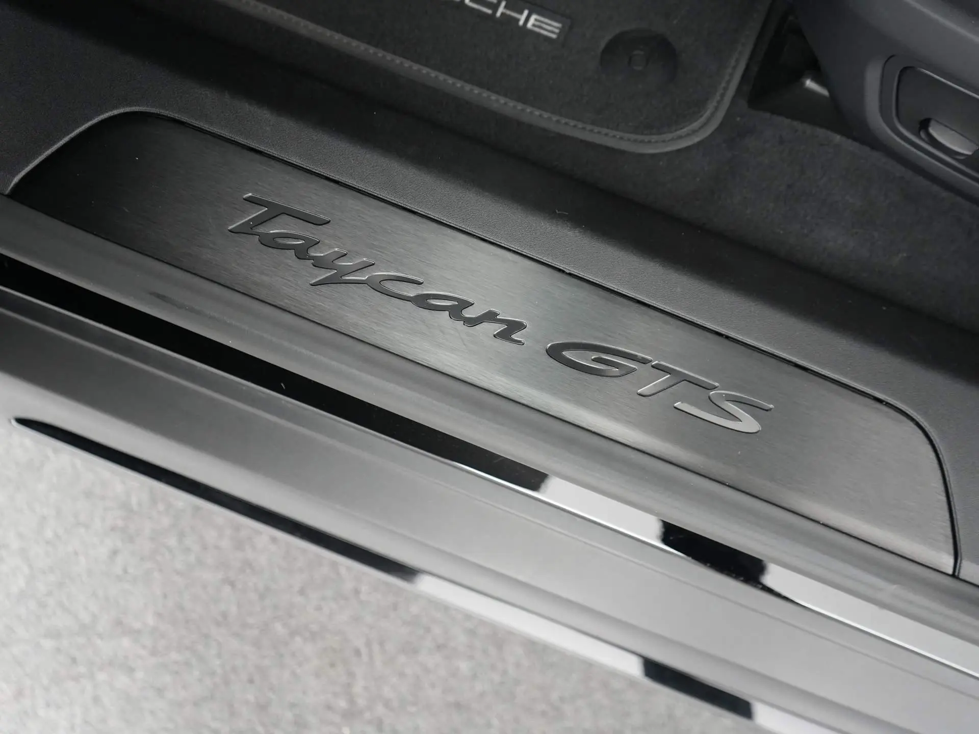 Taycan GTS Sport Turismo